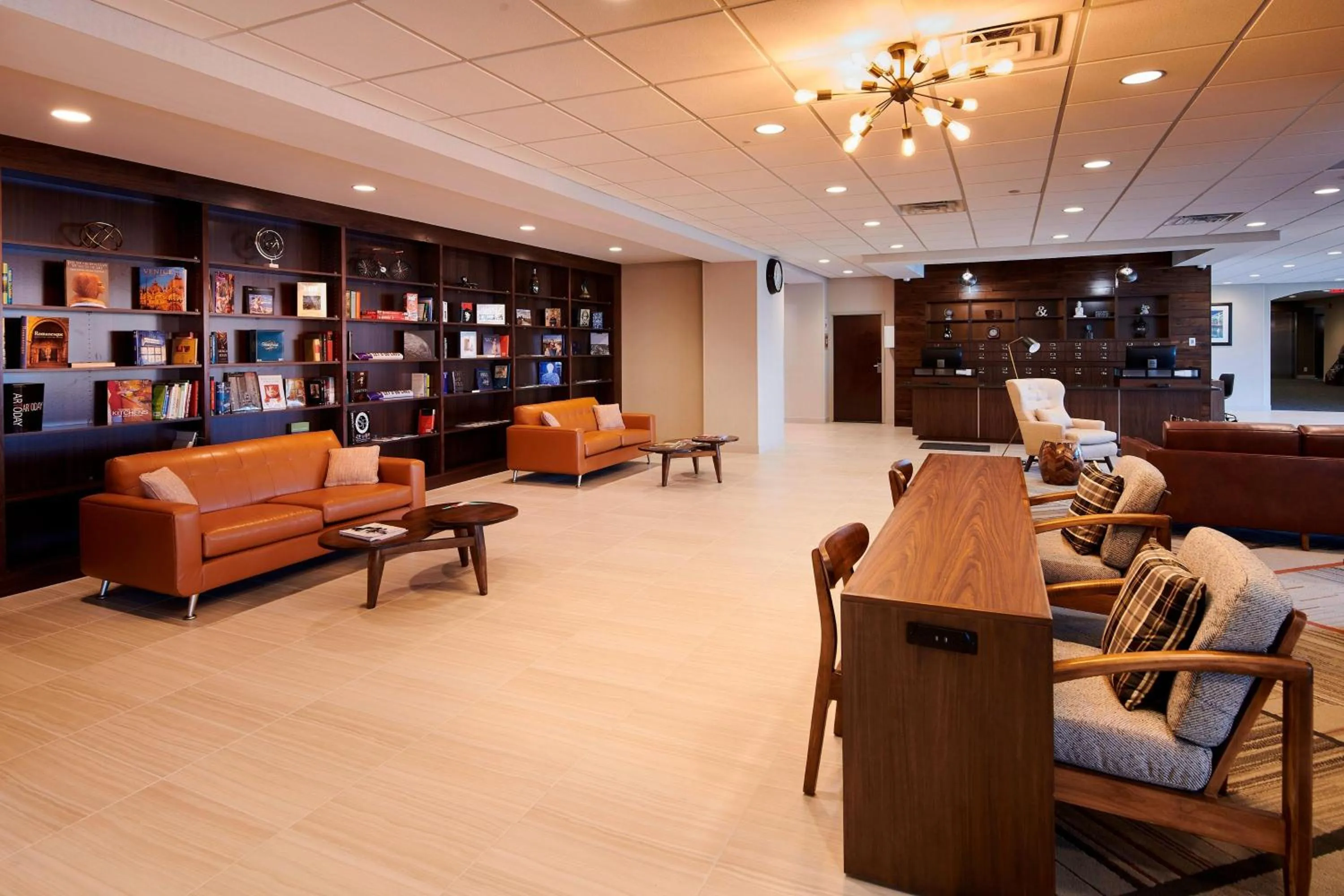 Lobby or reception in Four Points by Sheraton Cleveland-Eastlake