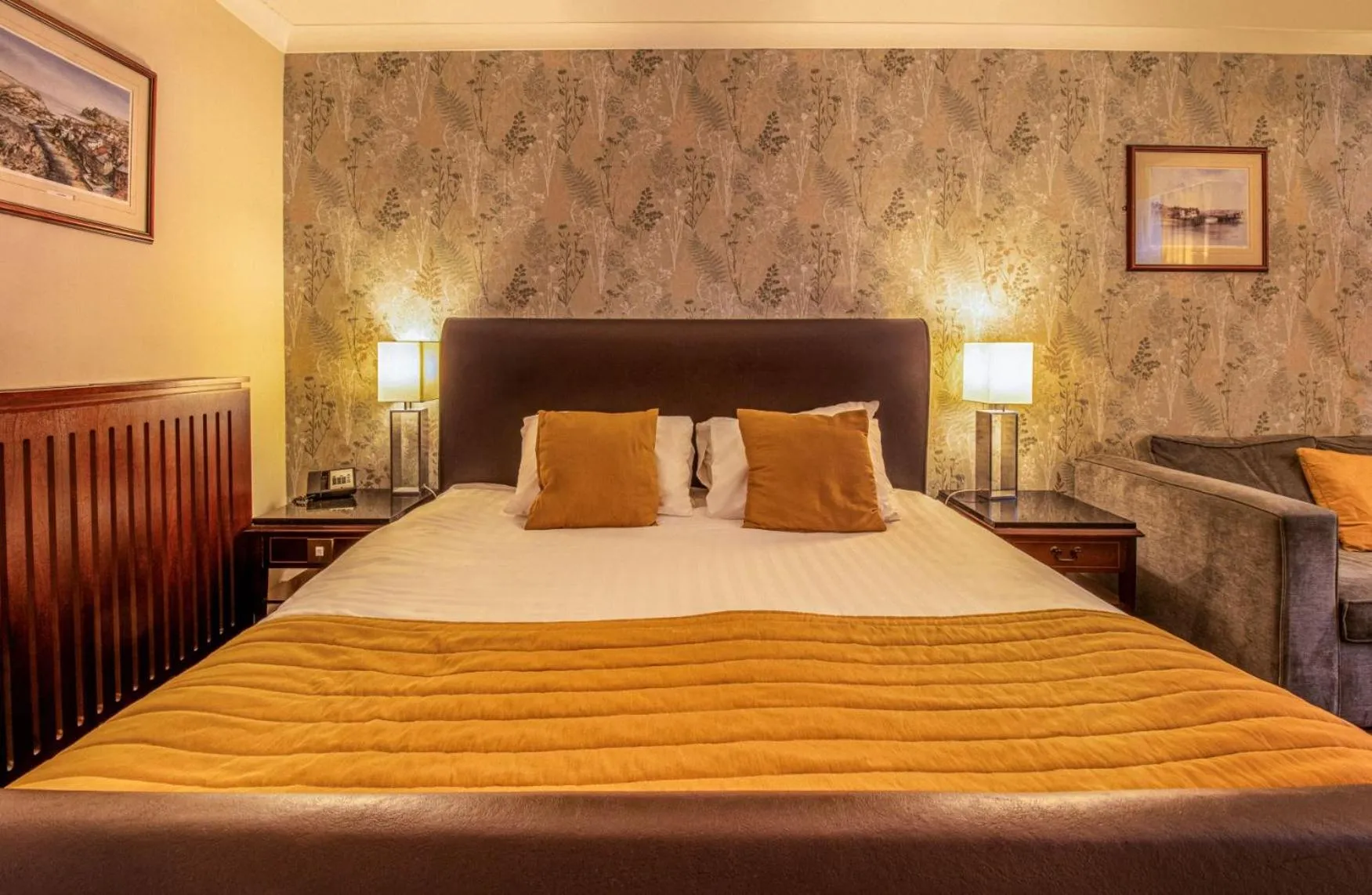 Floor plan, Bed in Hollins Hall Hotel, Golf & Country Club