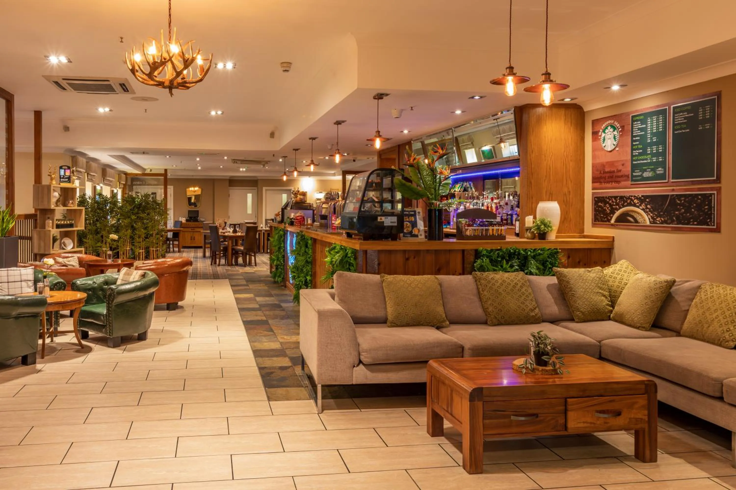 Restaurant/places to eat in Hollins Hall Hotel, Golf & Country Club