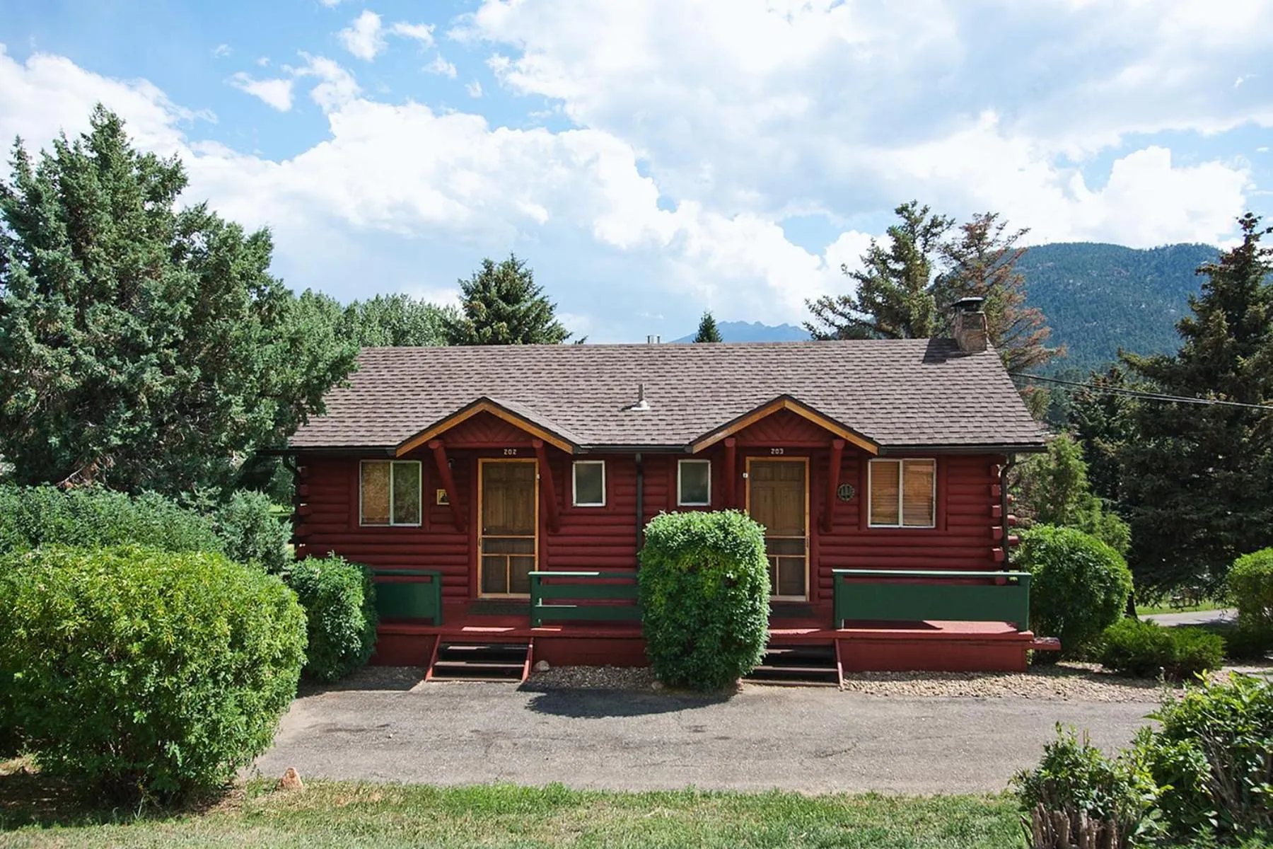 Property building in Discovery Lodge