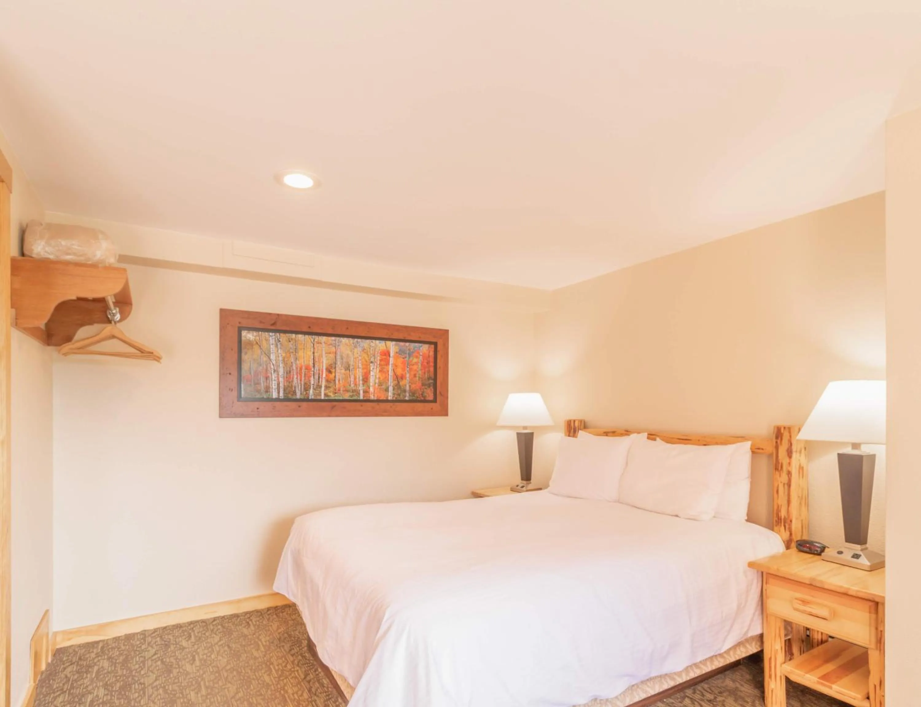 Bed in Discovery Lodge