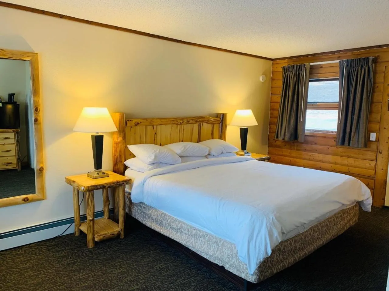 Bed in Discovery Lodge