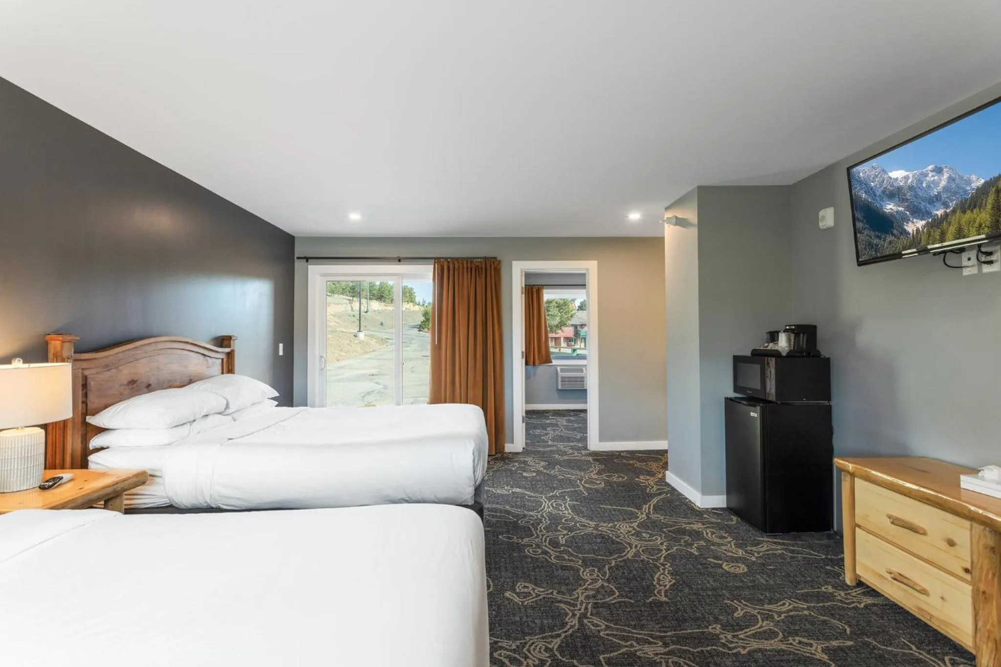 Bed in Discovery Lodge