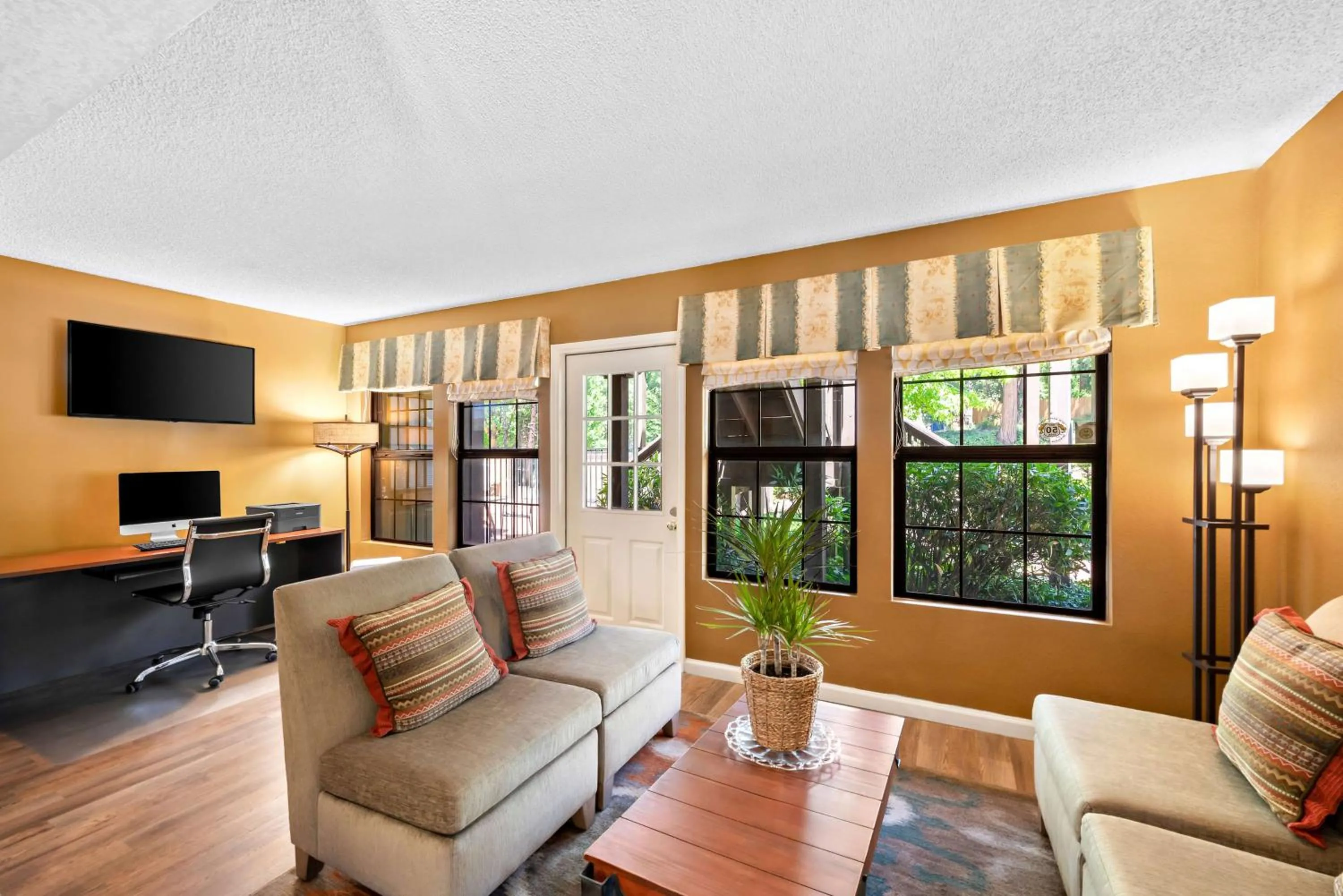 Lobby or reception in Best Western Stagecoach Inn