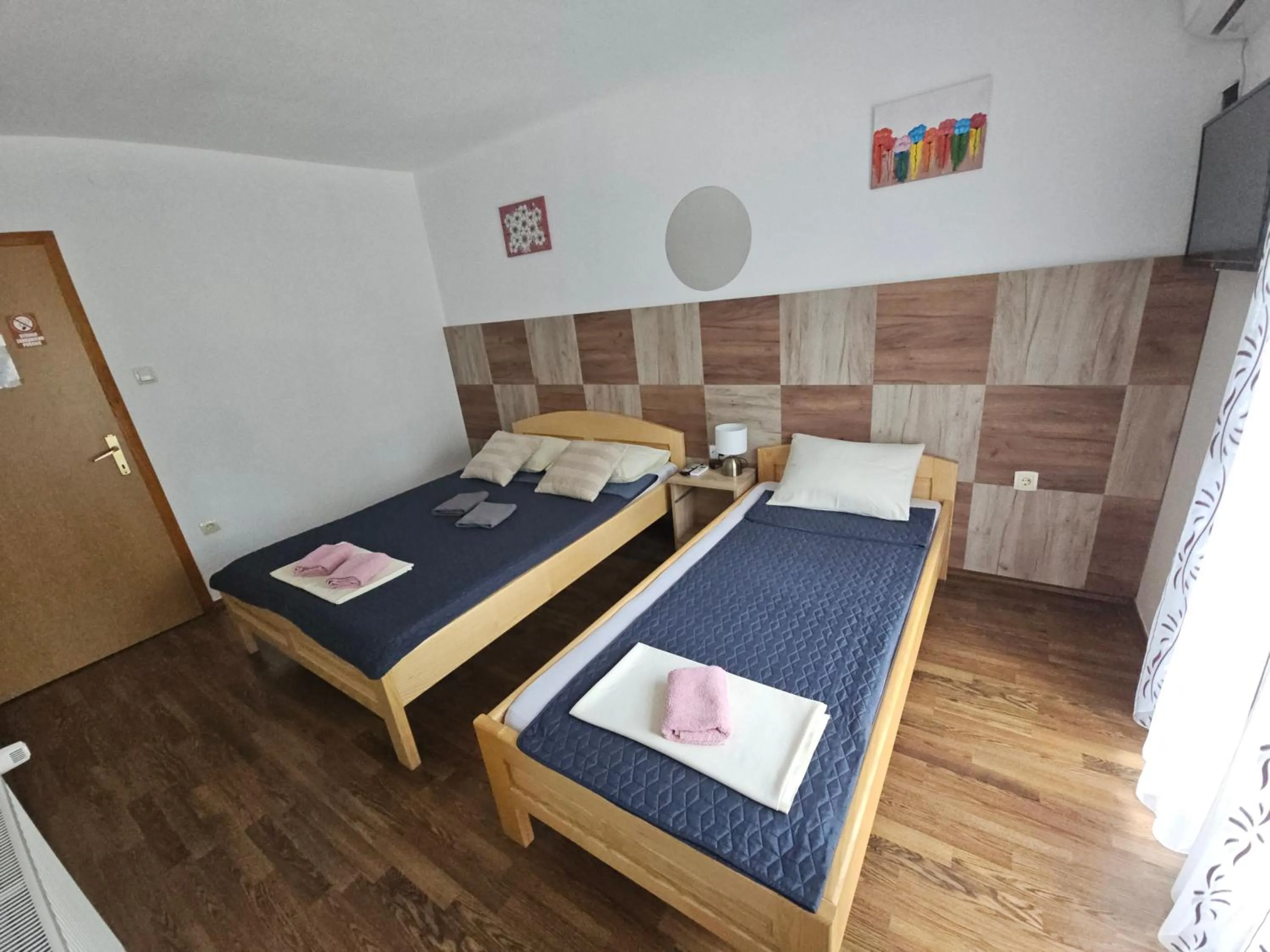 Bed in Restoran i sobe "Tocak"