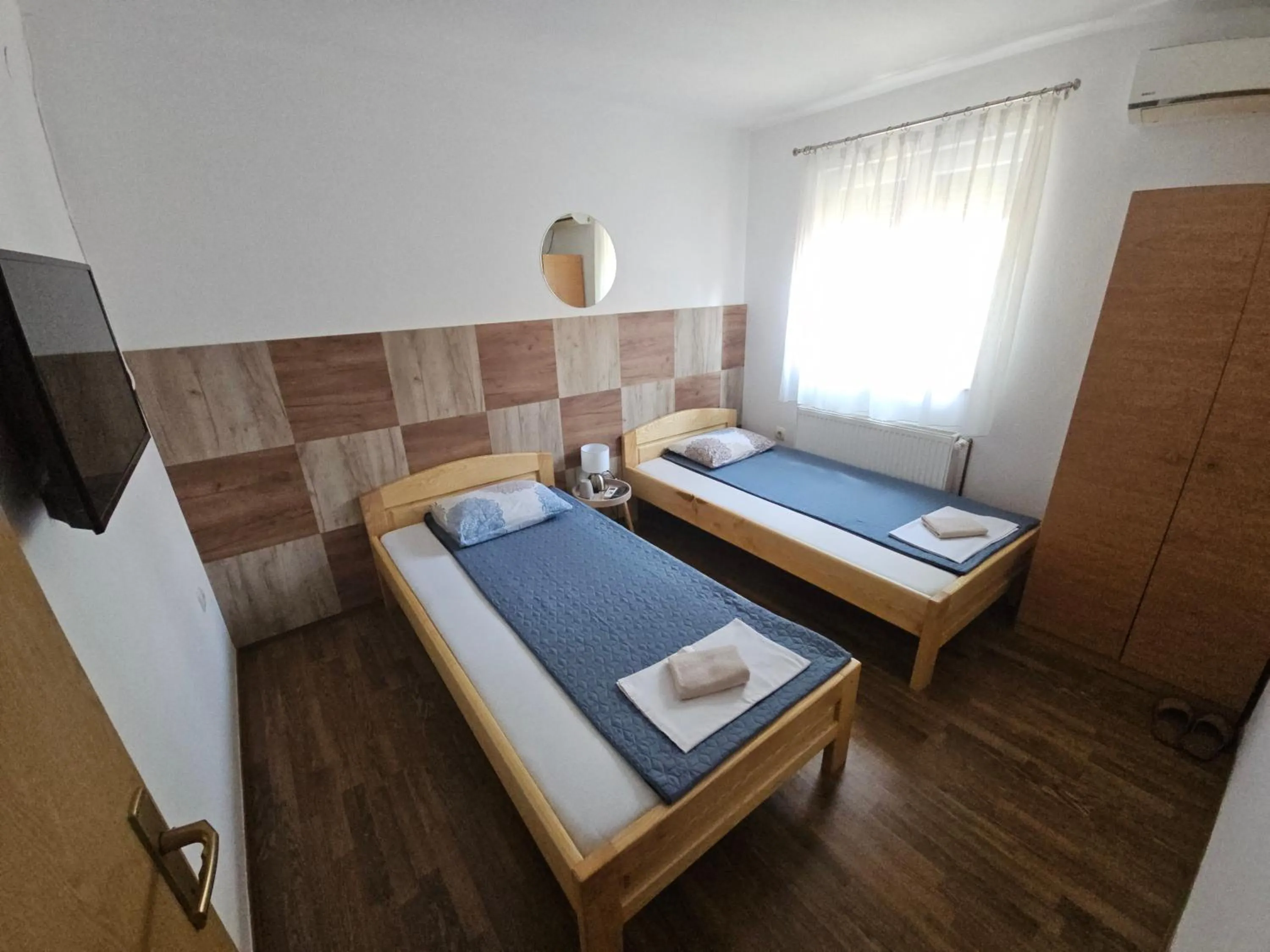 Bed in Restoran i sobe "Tocak"
