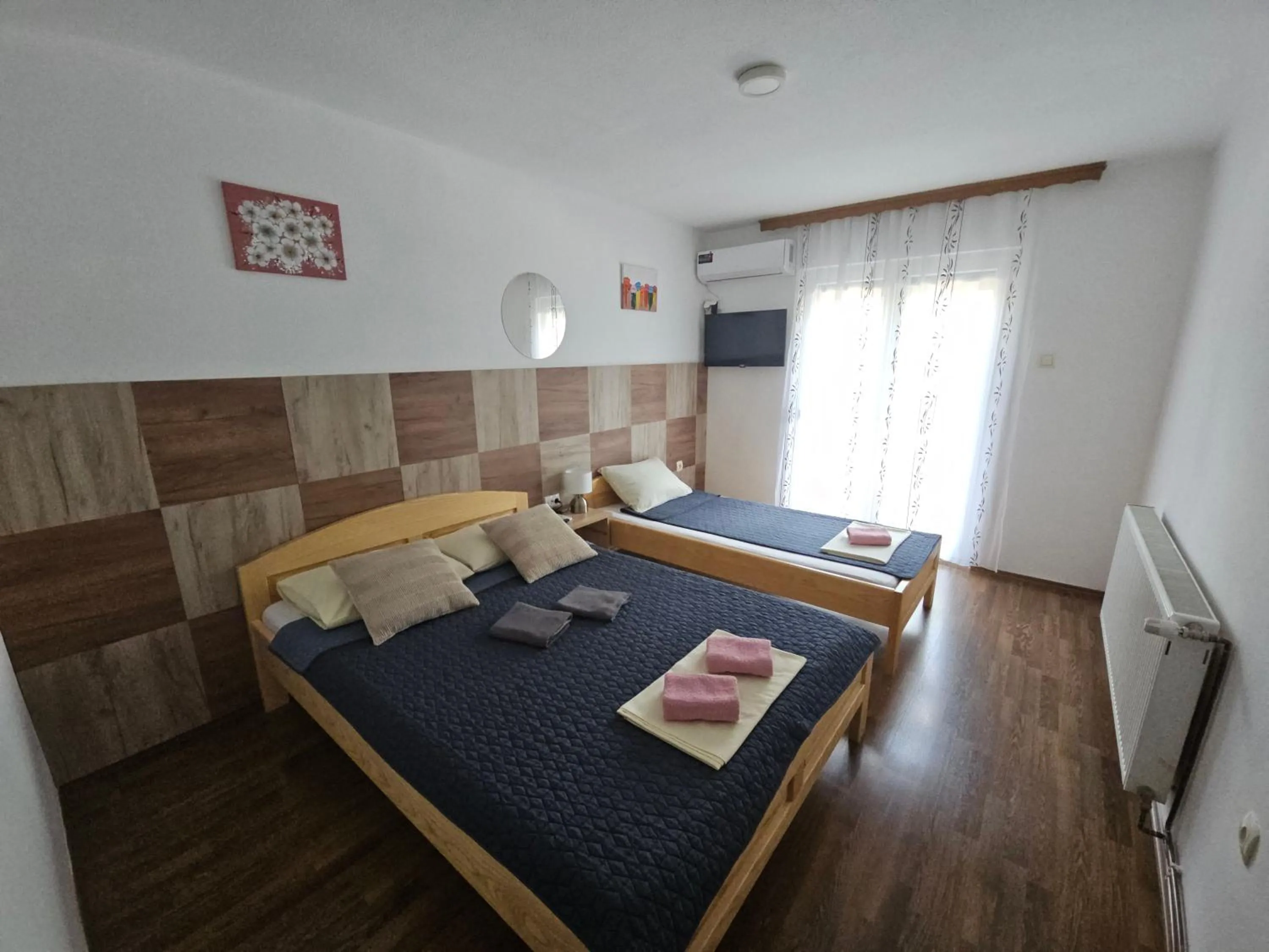 Bed in Restoran i sobe "Tocak"