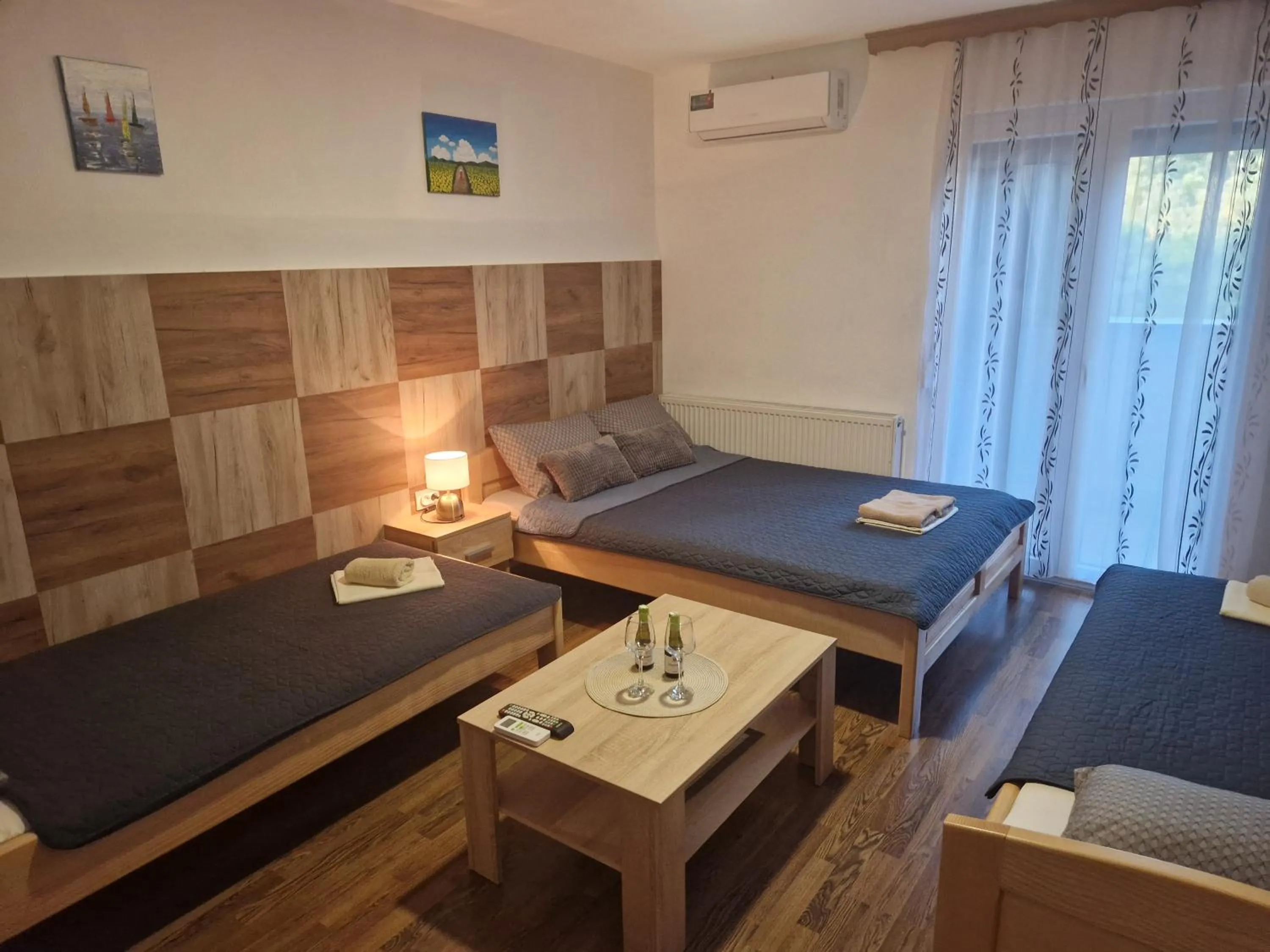 Bed in Restoran i sobe "Tocak"