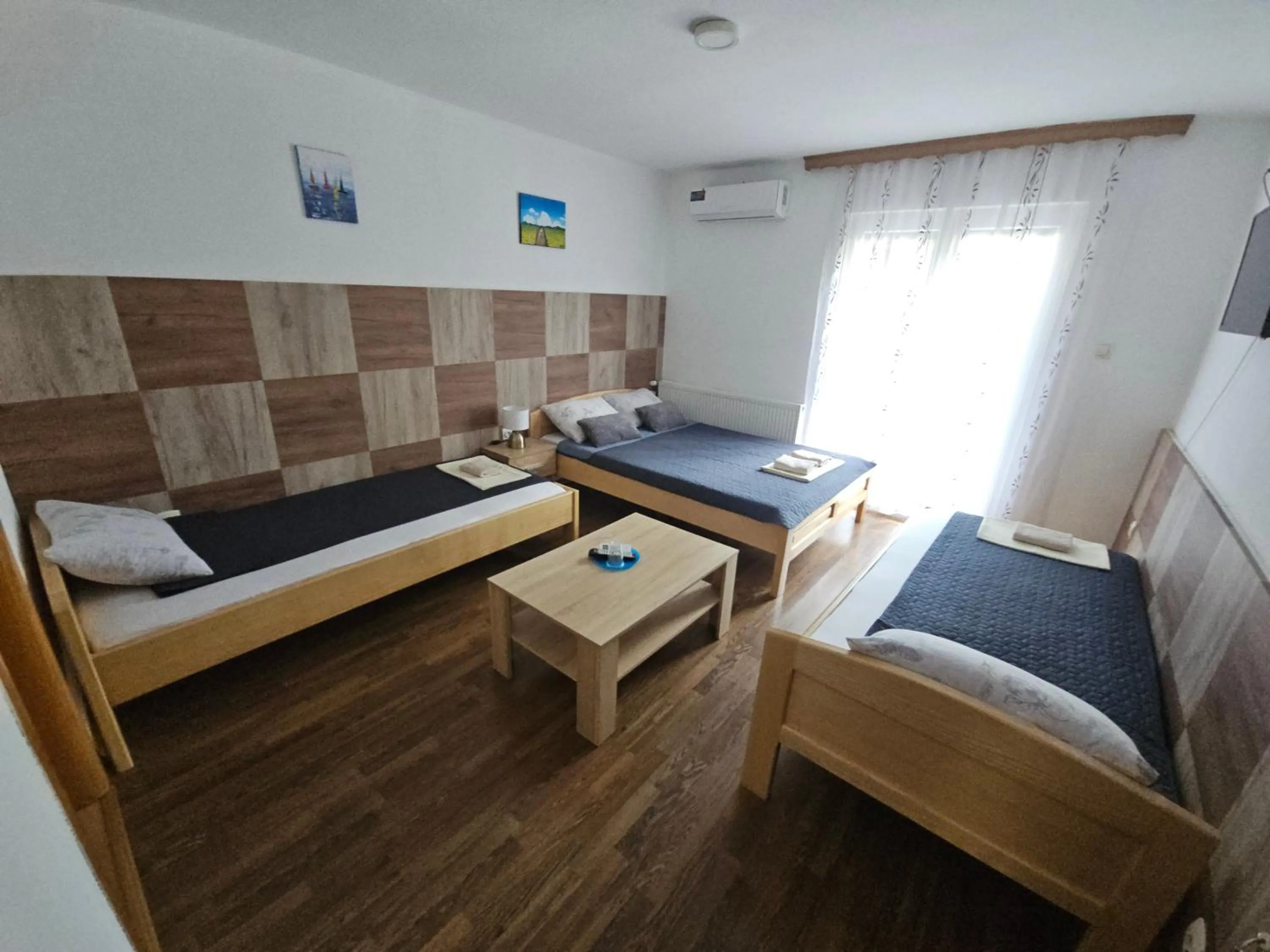 Bed in Restoran i sobe "Tocak"