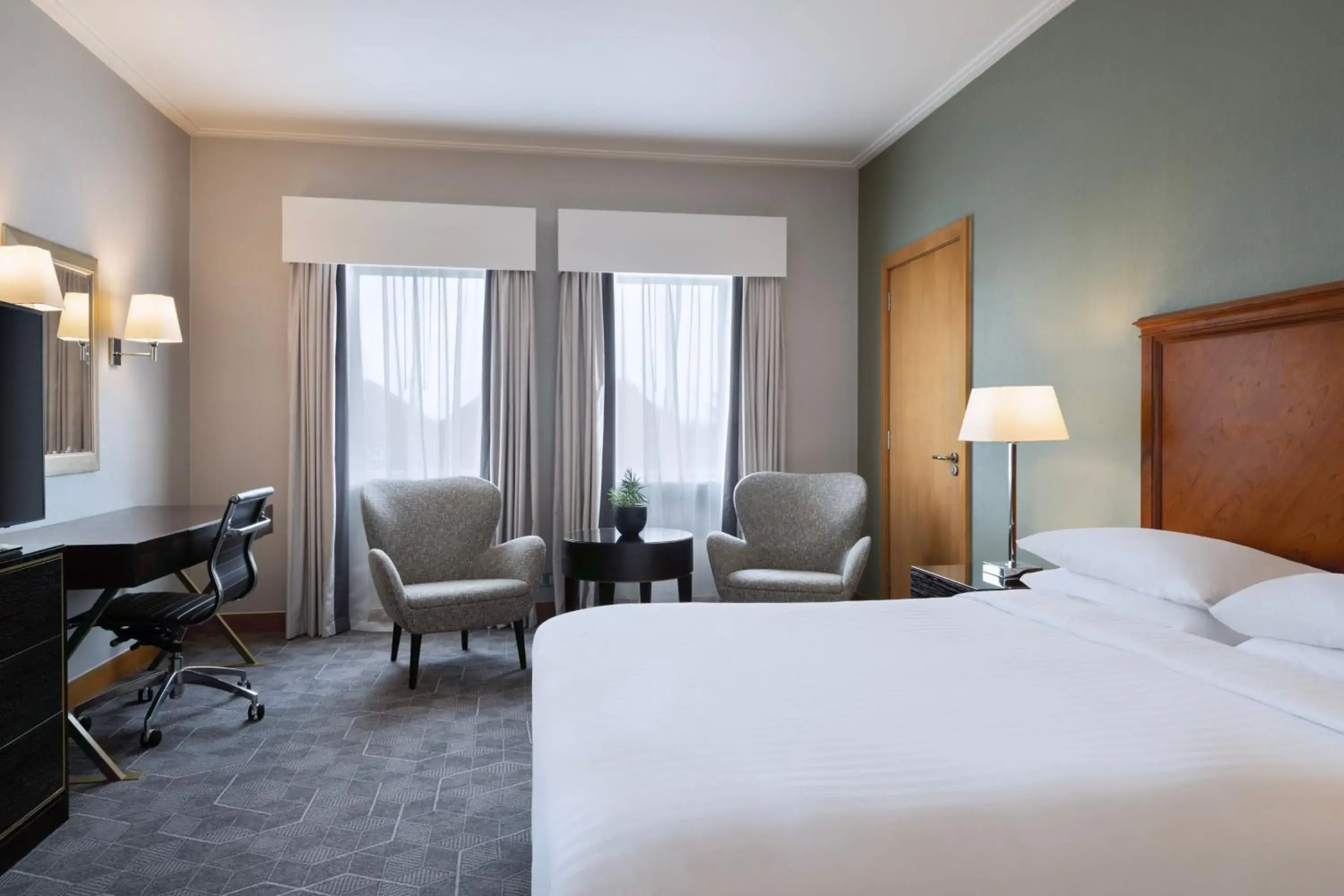 Bedroom, Bed in Delta Hotels by Marriott Bexleyheath Bedroom, Bed in Delta Hotels by Marriott Bexleyheath