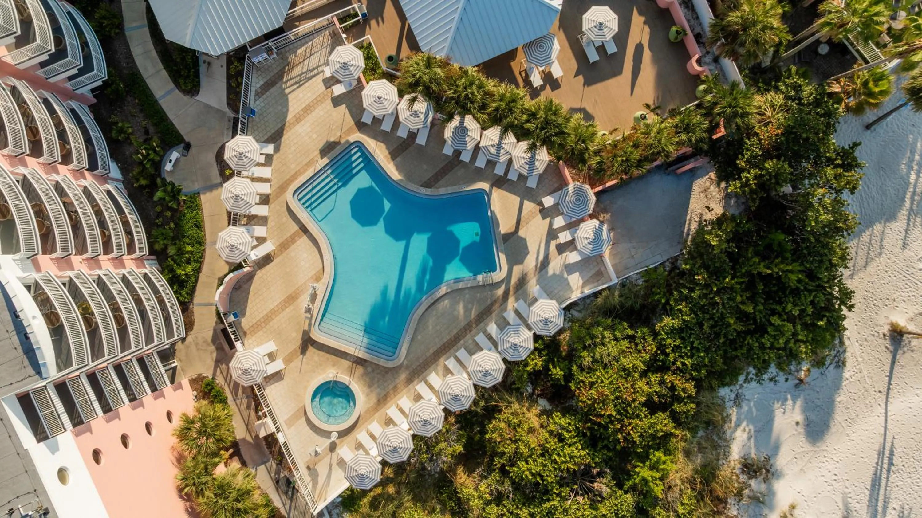 Beach House Suites by the Don CeSar