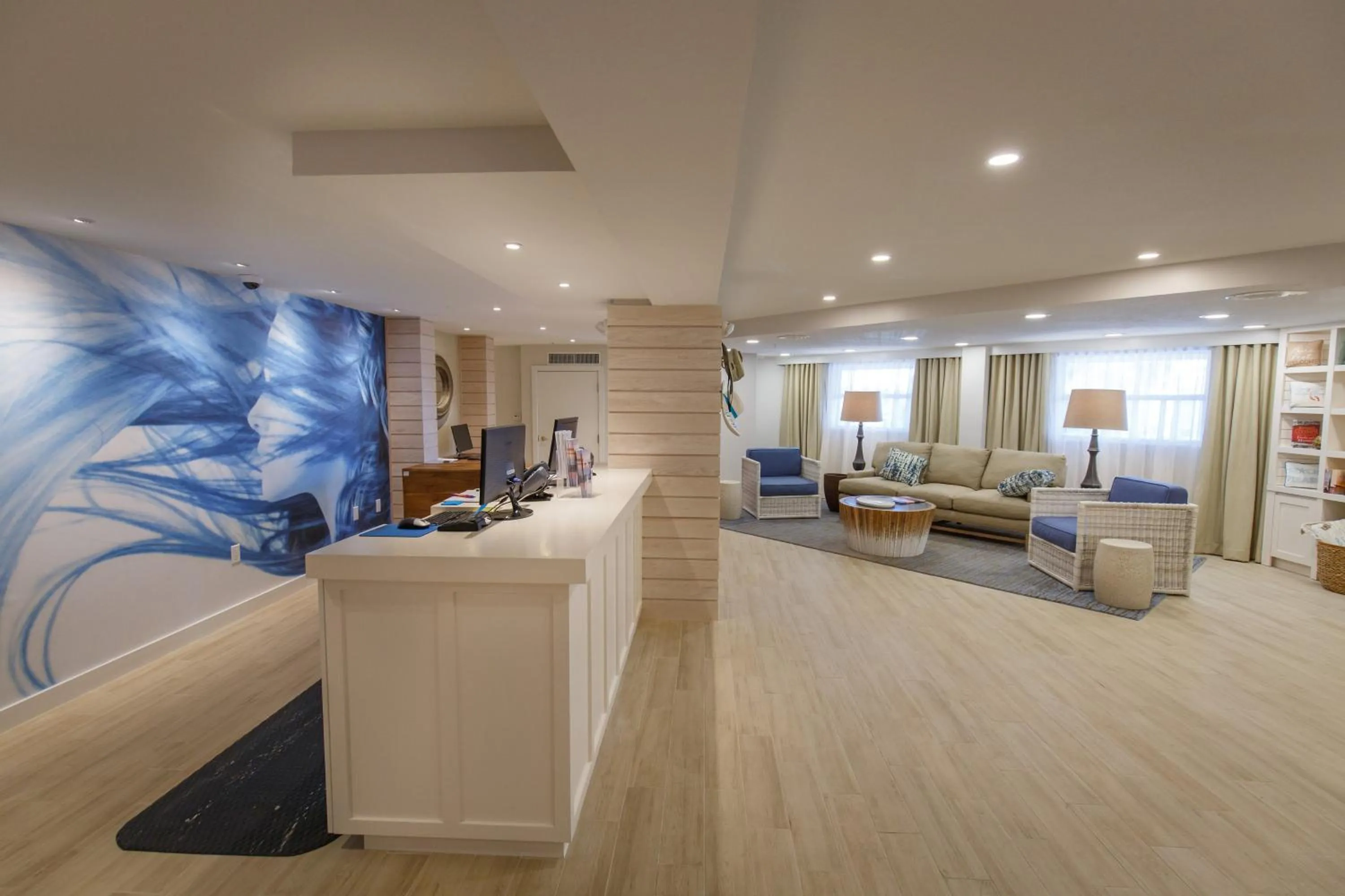 Lobby or reception in Beach House Suites by the Don CeSar