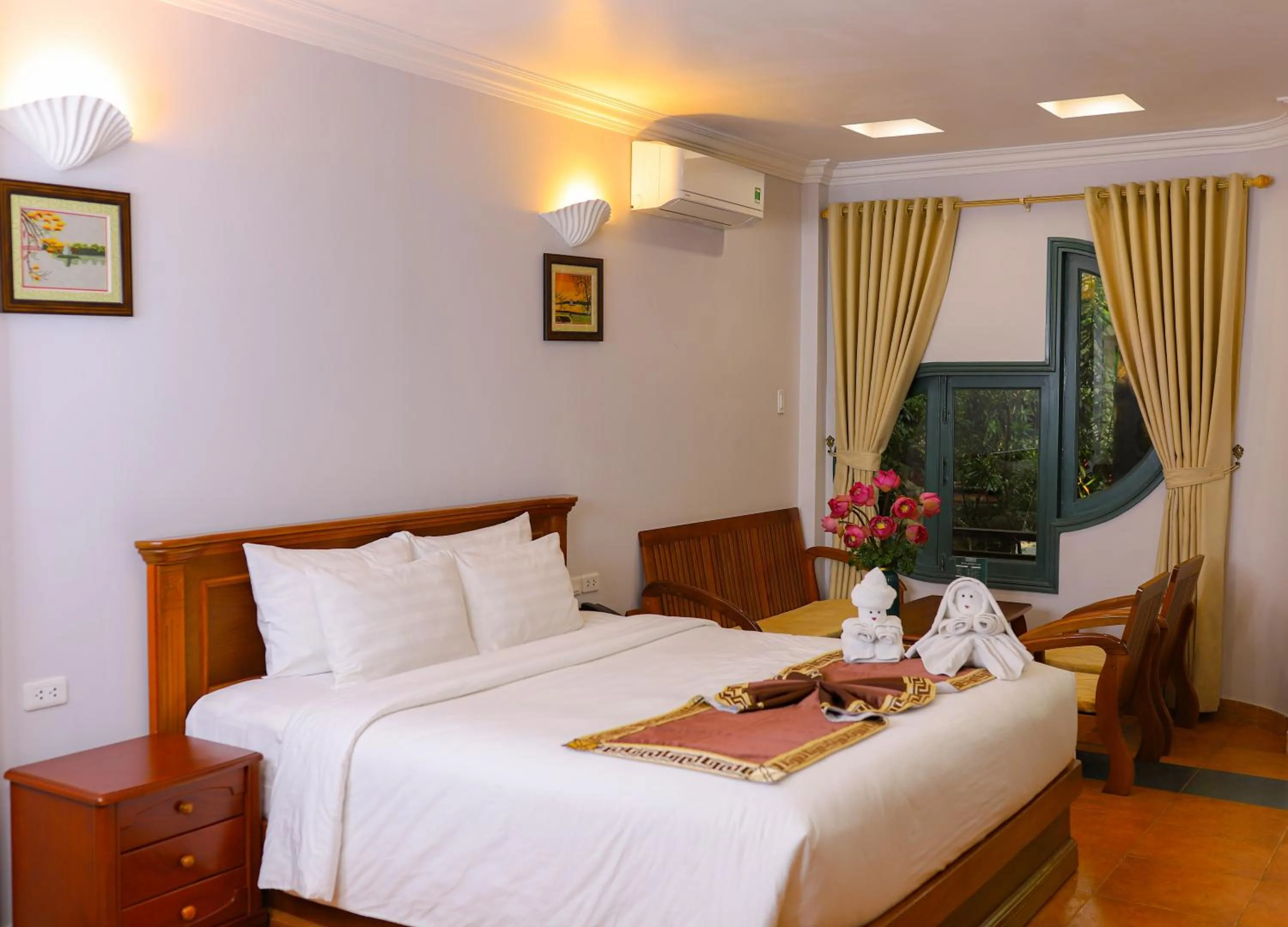 Double or Twin Room in Phuong Nam Resort