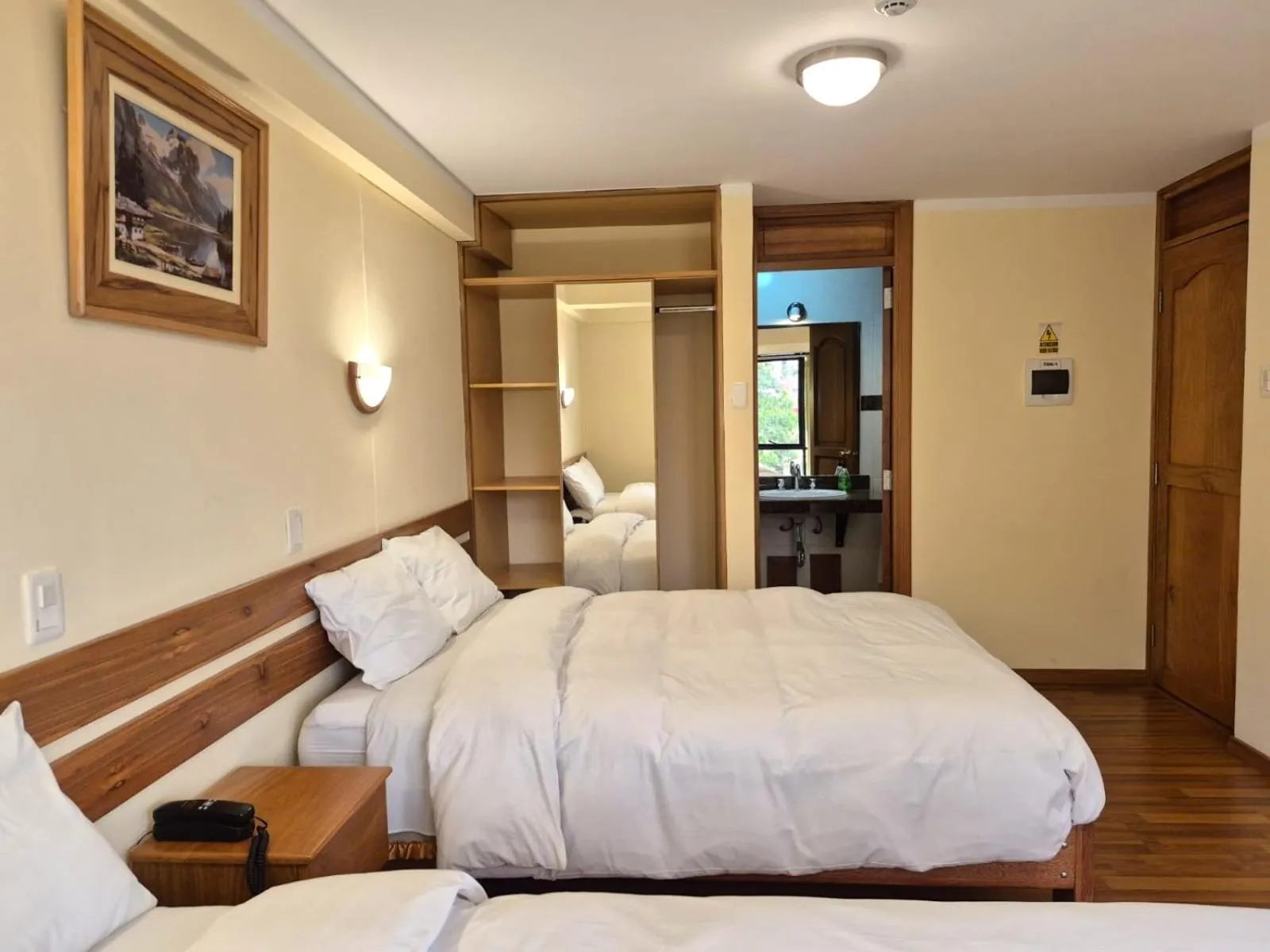 Bed in Florida del Inca Hotel