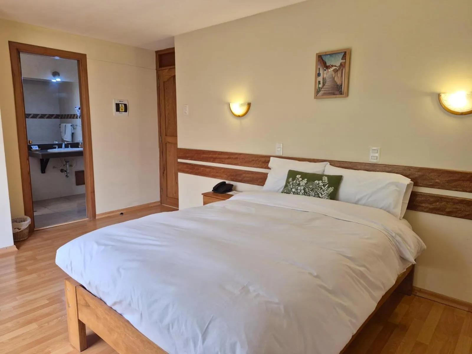 Bed in Florida del Inca Hotel