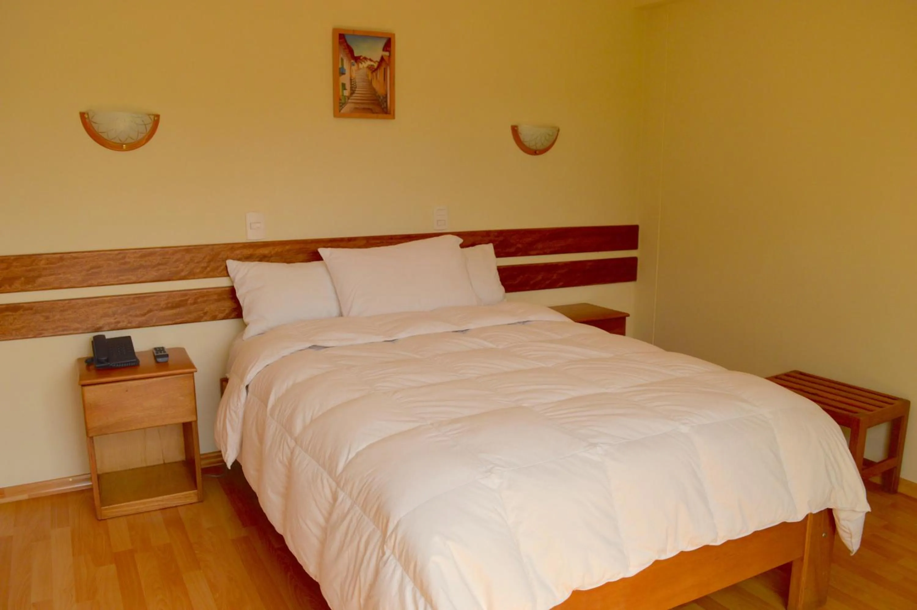 Single Room in Florida del Inca Hotel