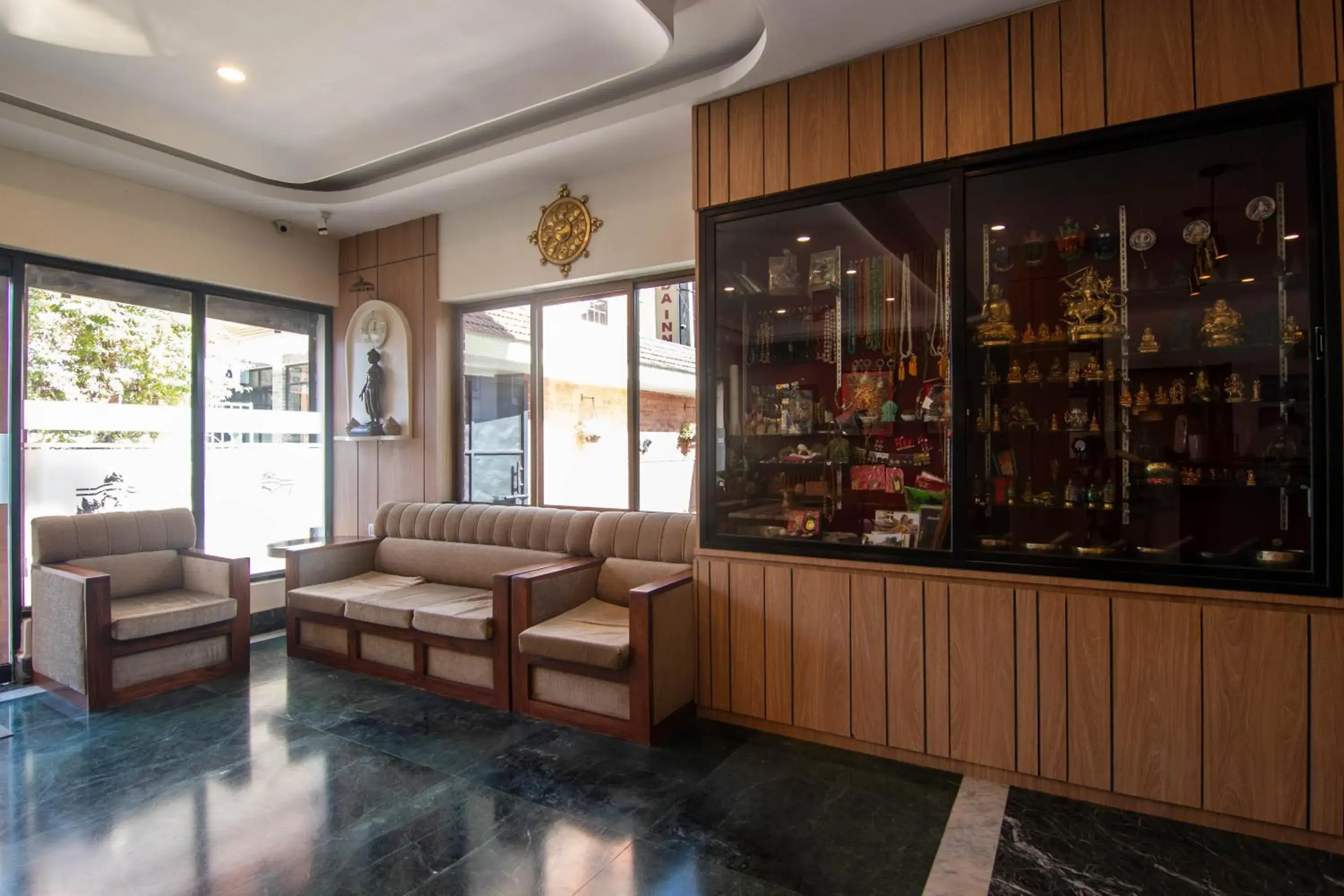 Property building in Hotel Ananda Inn Property building in Hotel Ananda Inn