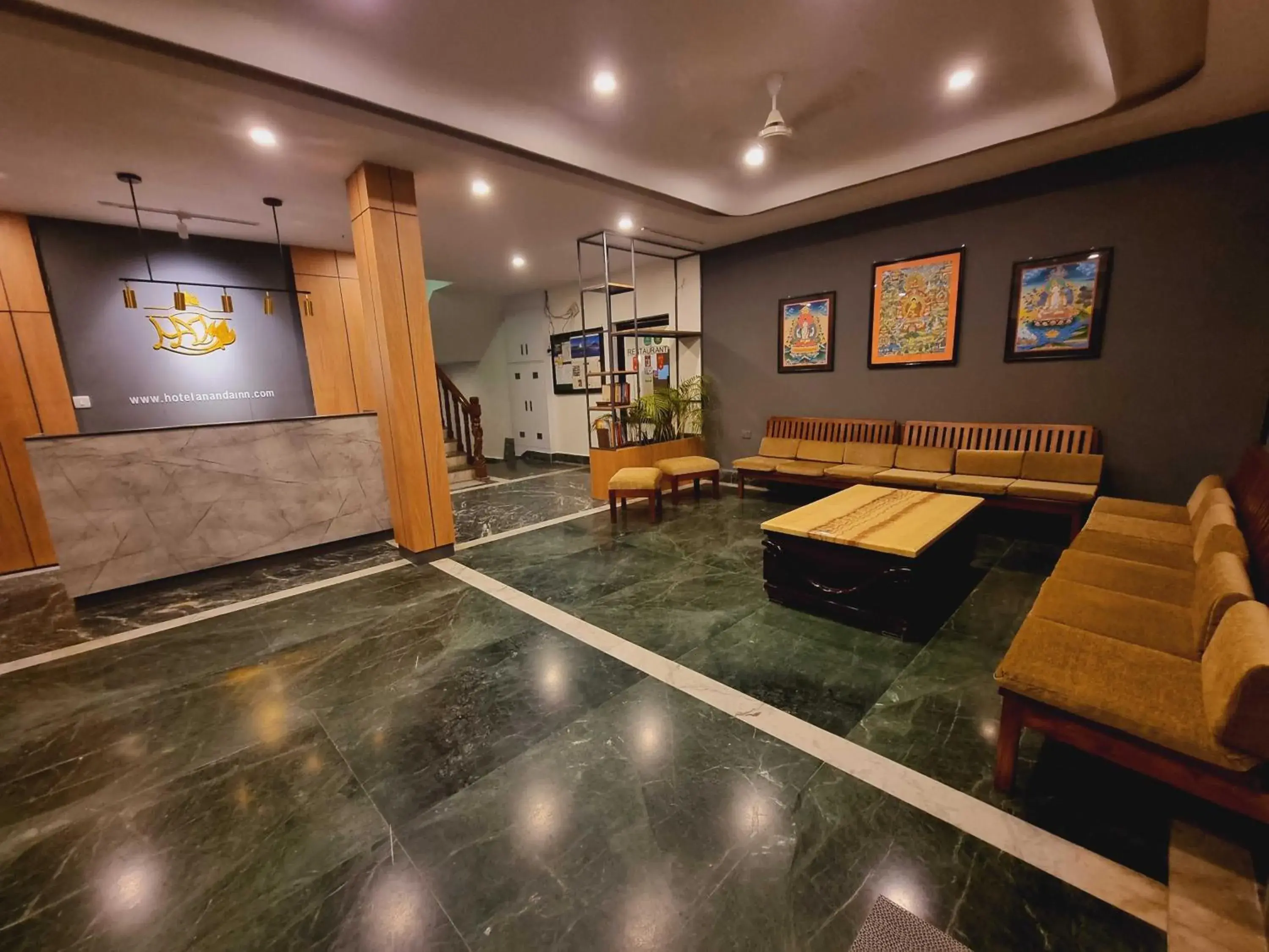 Facade/entrance in Hotel Ananda Inn Facade/entrance in Hotel Ananda Inn