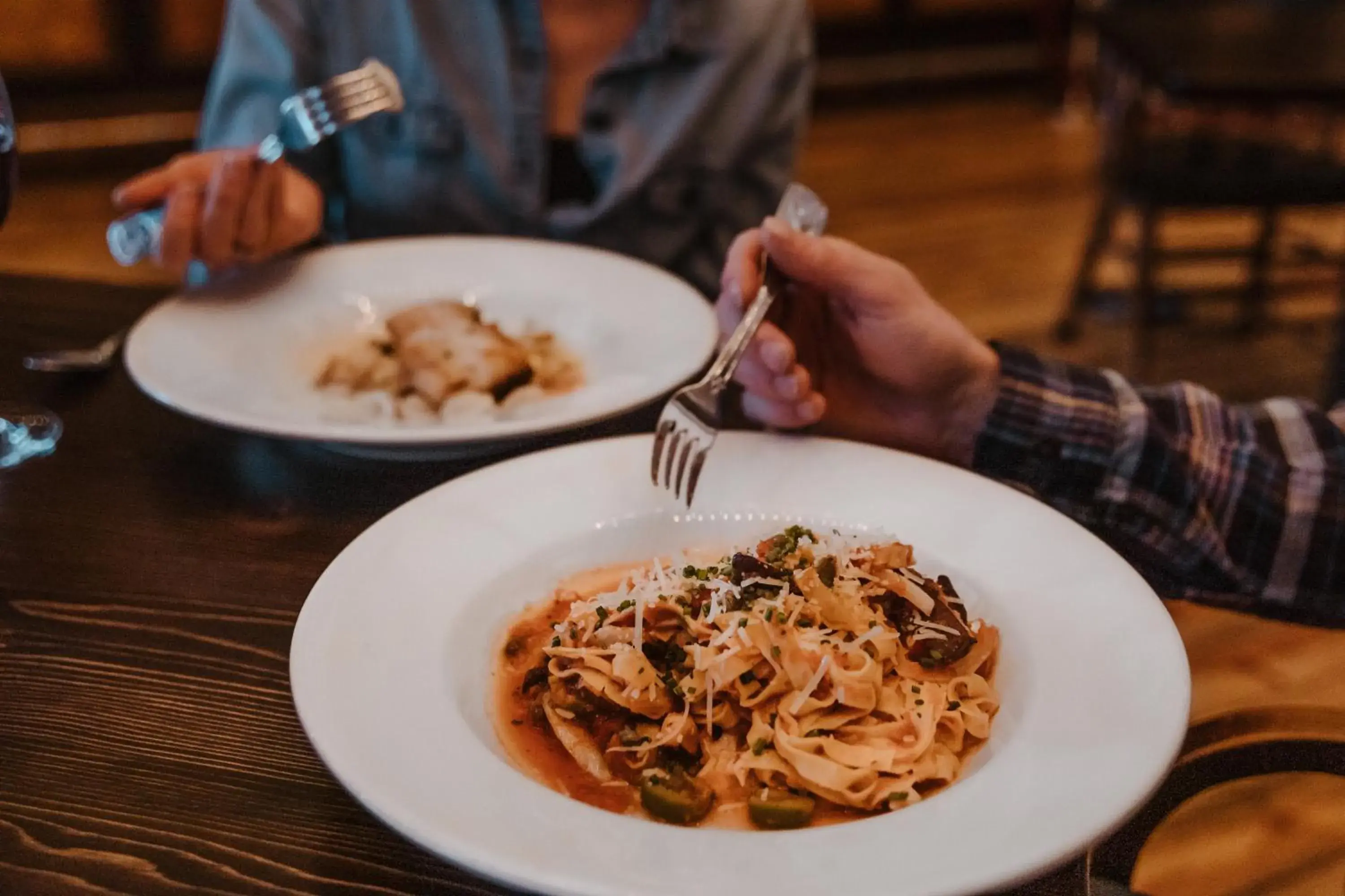 Restaurant/places to eat in Grouse Mountain Lodge Restaurant/places to eat in Grouse Mountain Lodge