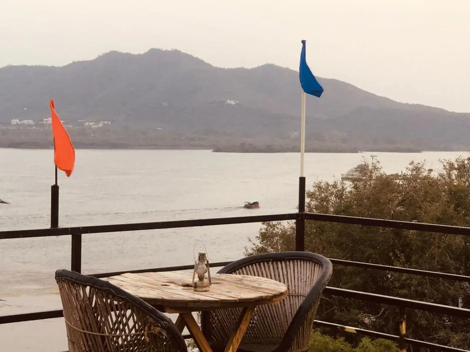 Lake view in The Hostel Crown Lake view in The Hostel Crown