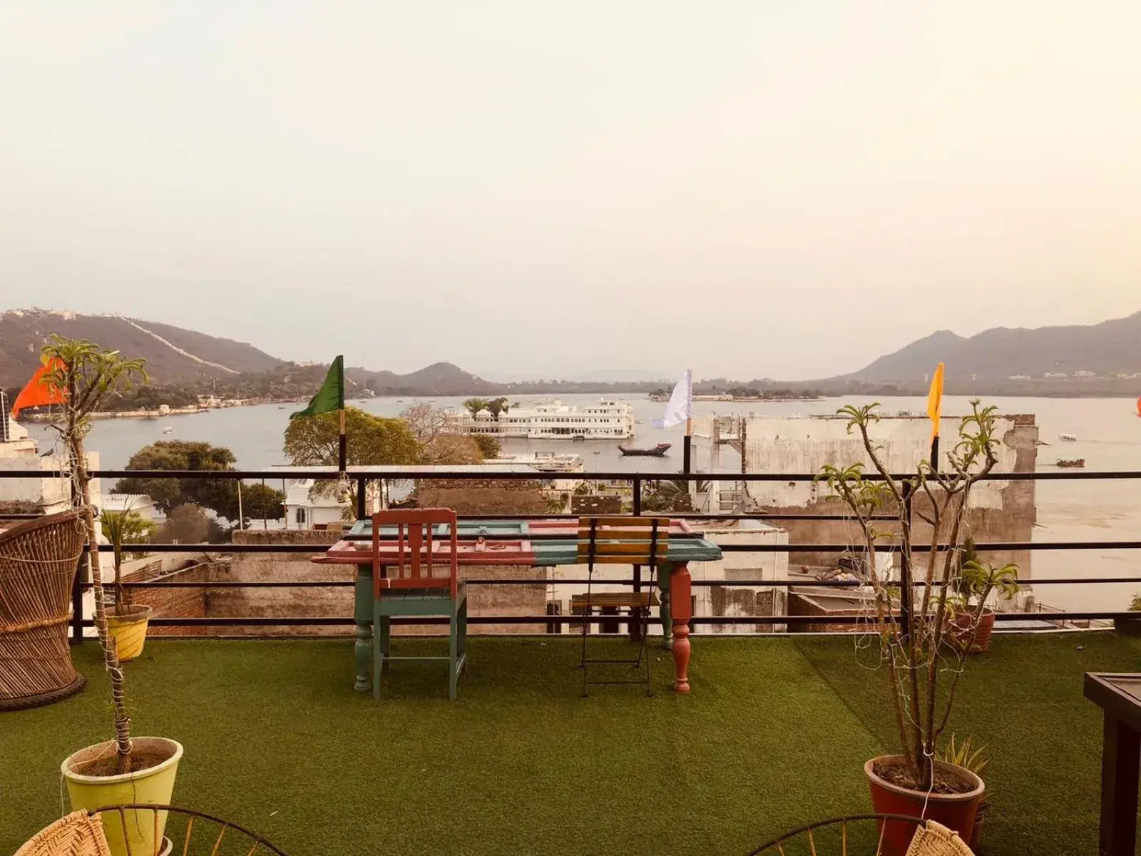 Restaurant/places to eat in The Hostel Crown Restaurant/places to eat in The Hostel Crown