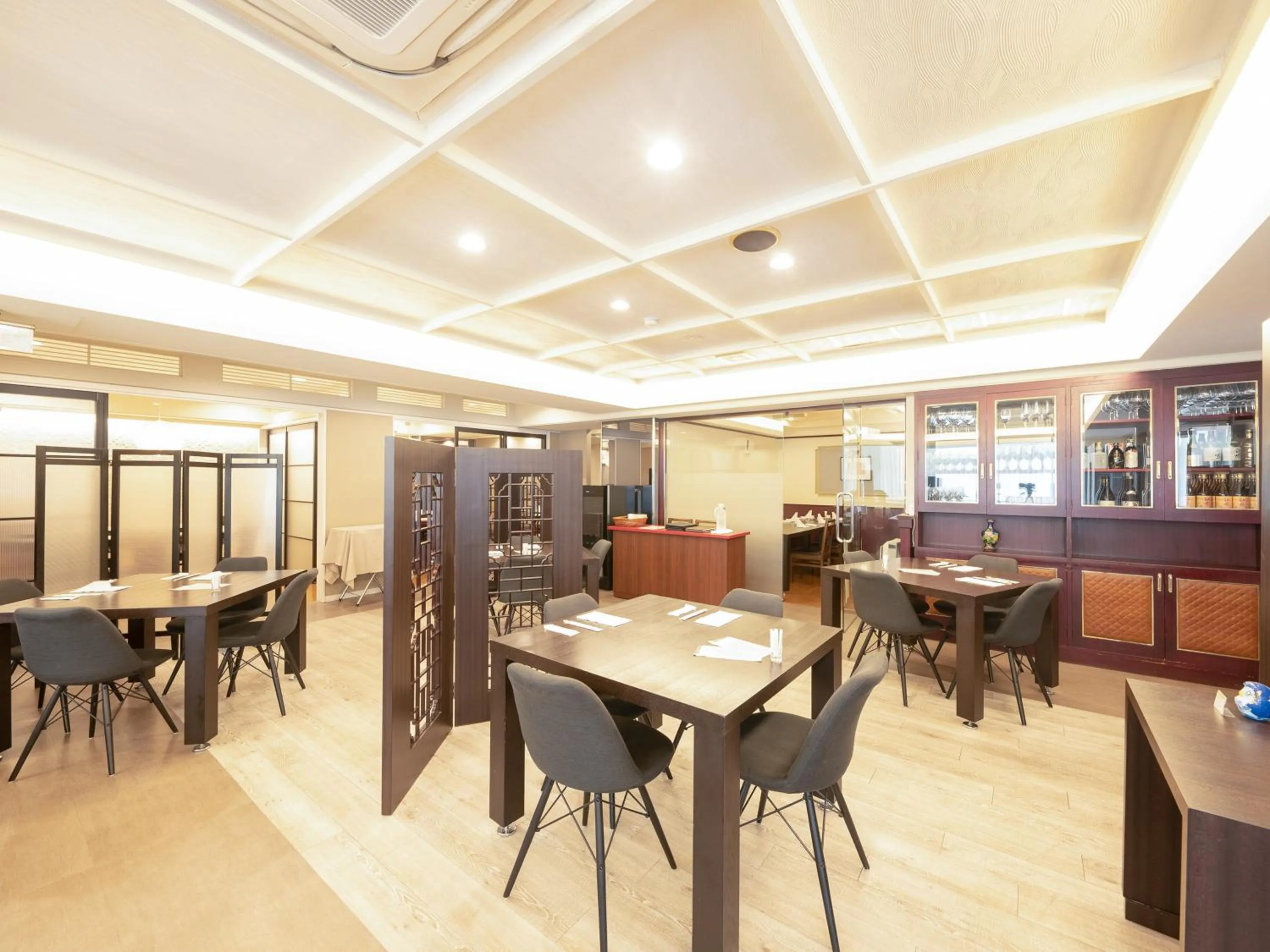 Restaurant/places to eat in Tabist Hotel New Washington Shibuya