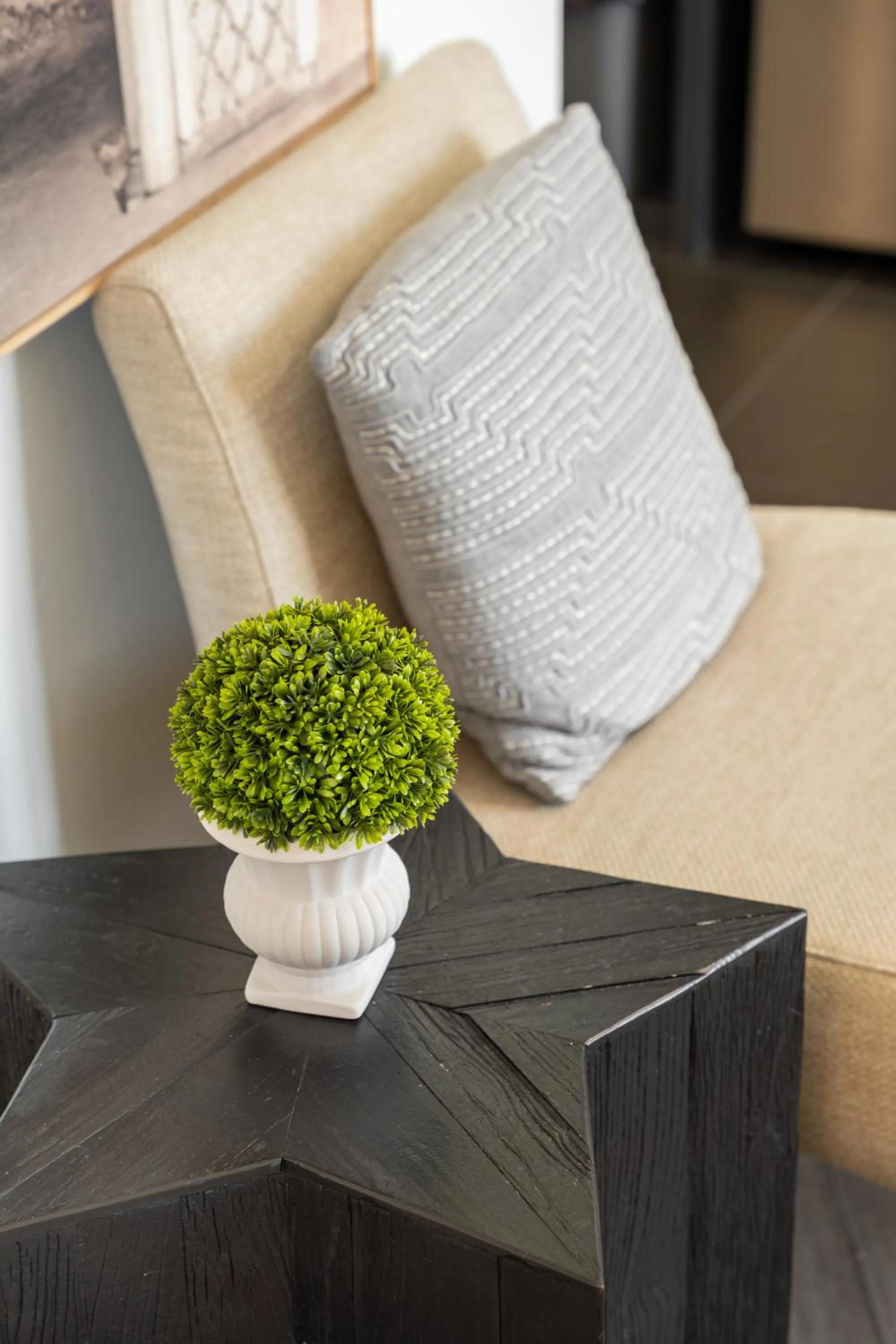 Decorative detail in Bankstown Motel 10