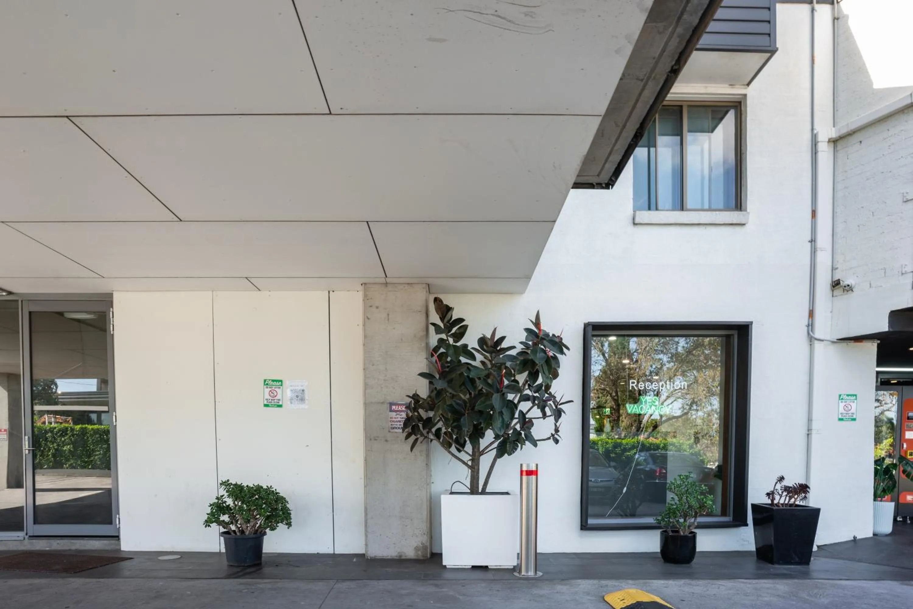 Property building in Bankstown Motel 10