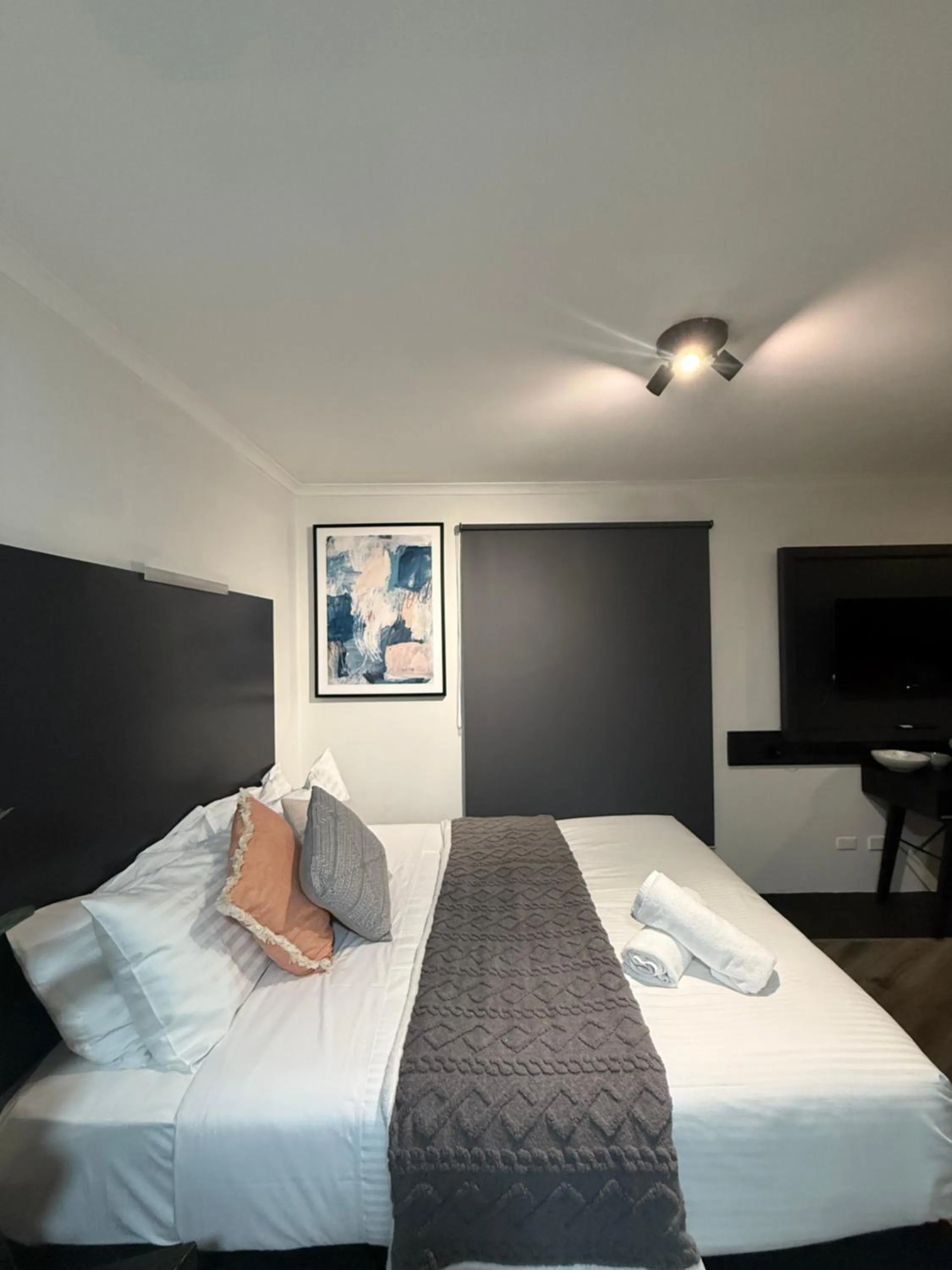 Bed in Bankstown Motel 10