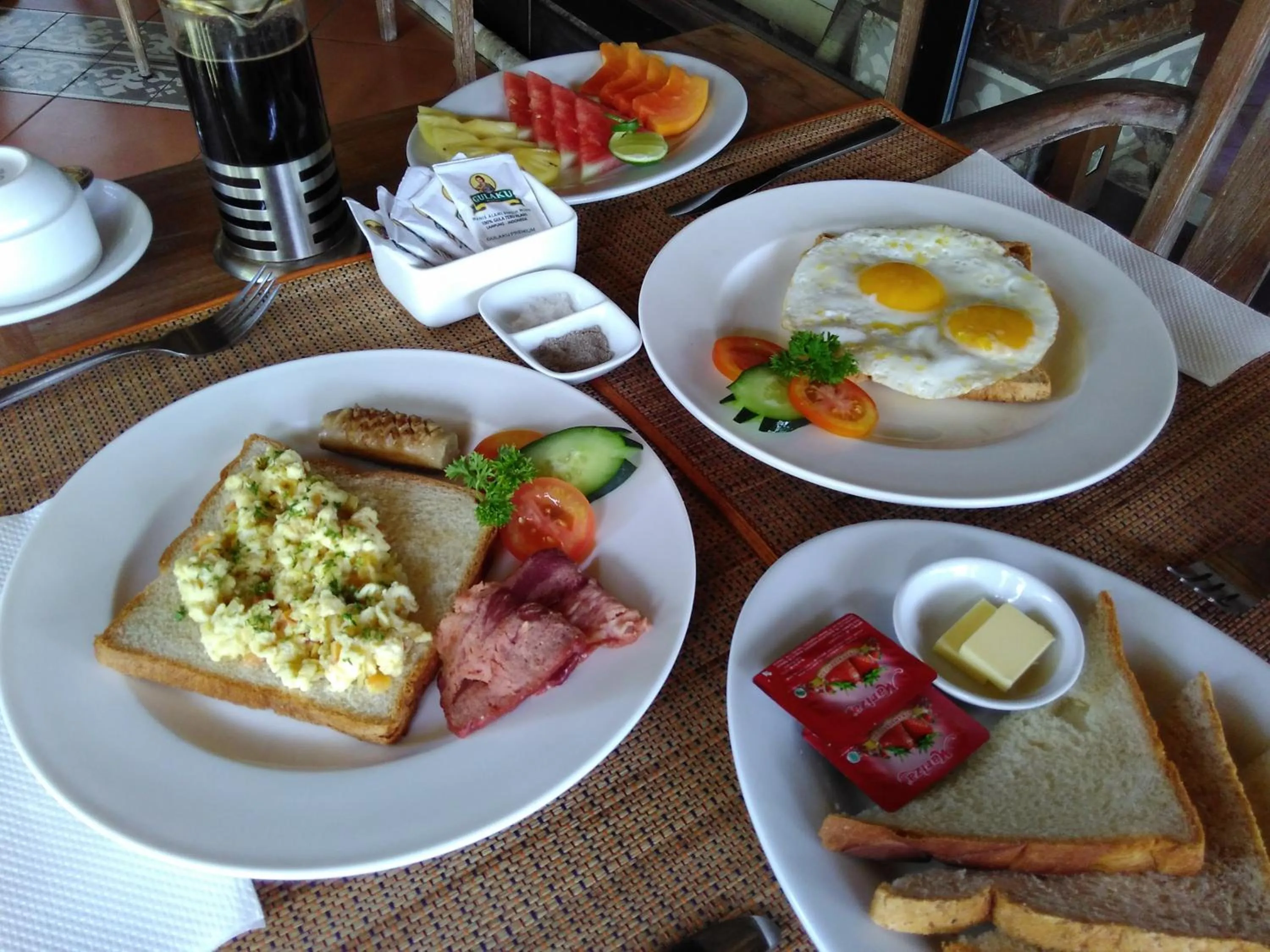 Food in Munari Resort Ubud