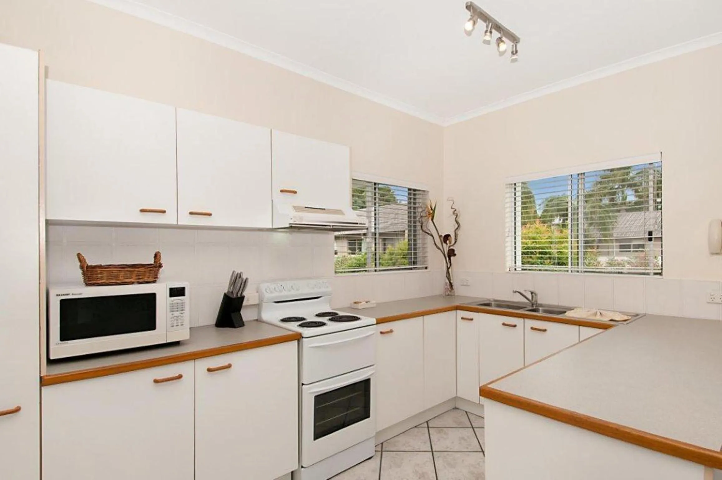 Kitchen or kitchenette in Clearwater Noosa Resort