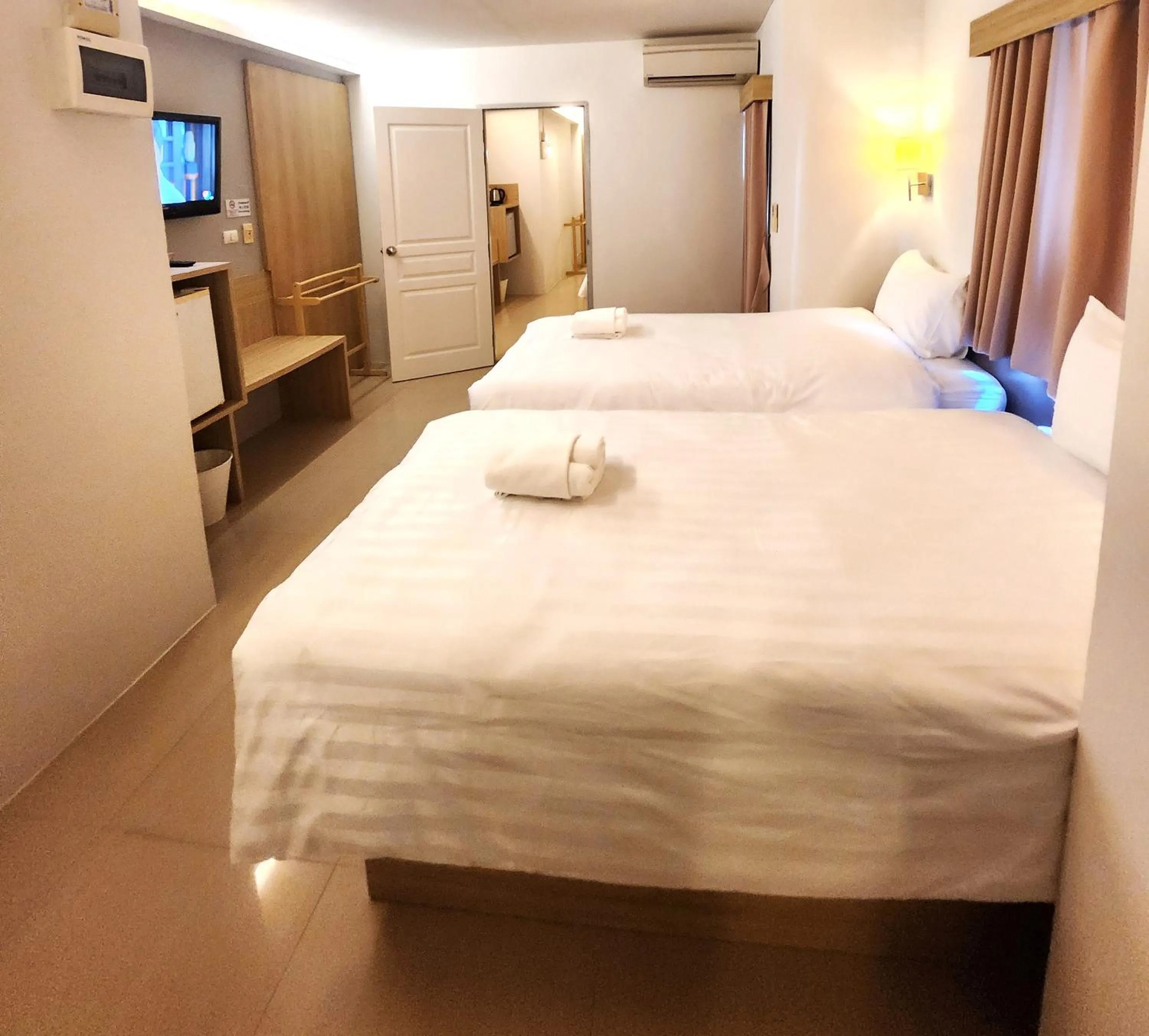 Bed in Prom Ratchada Hotel