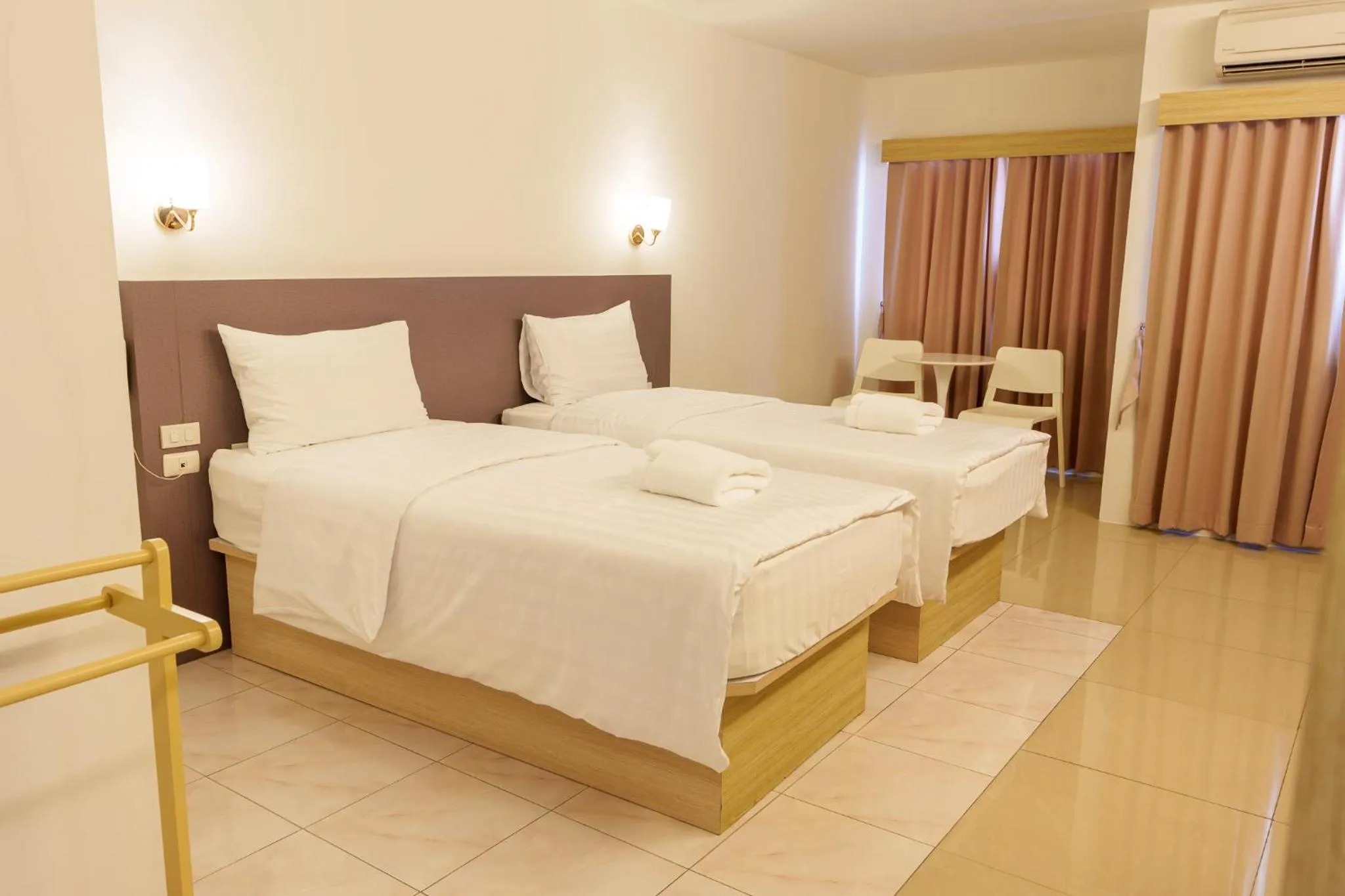 Bed in Prom Ratchada Hotel