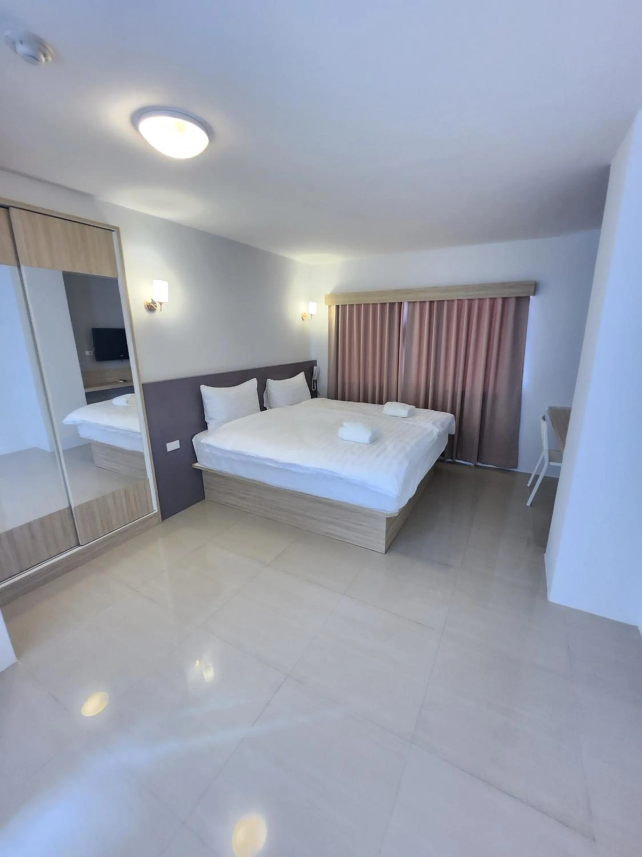 Bed in Prom Ratchada Hotel