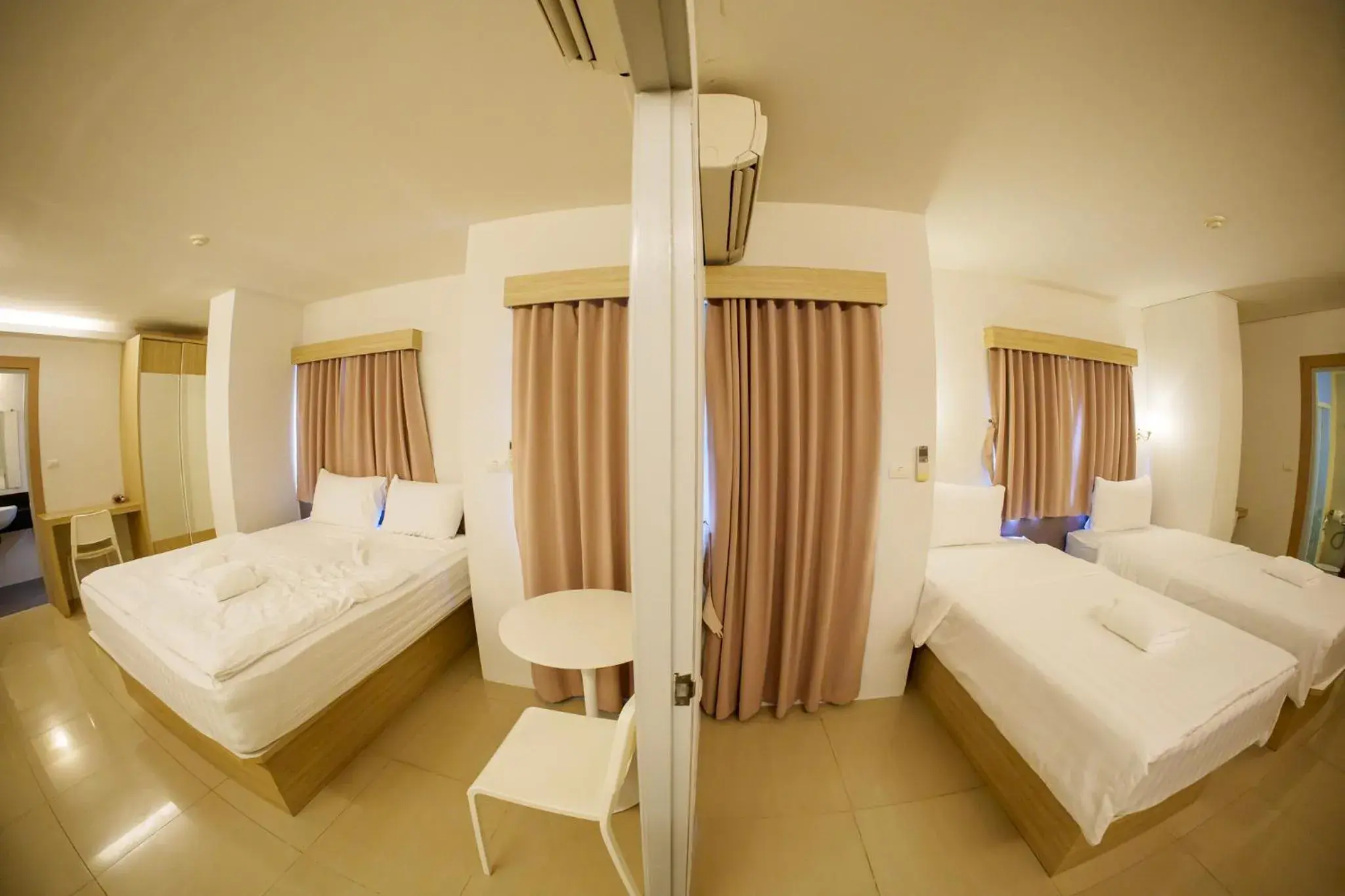 Bed in Prom Ratchada Hotel Bed in Prom Ratchada Hotel