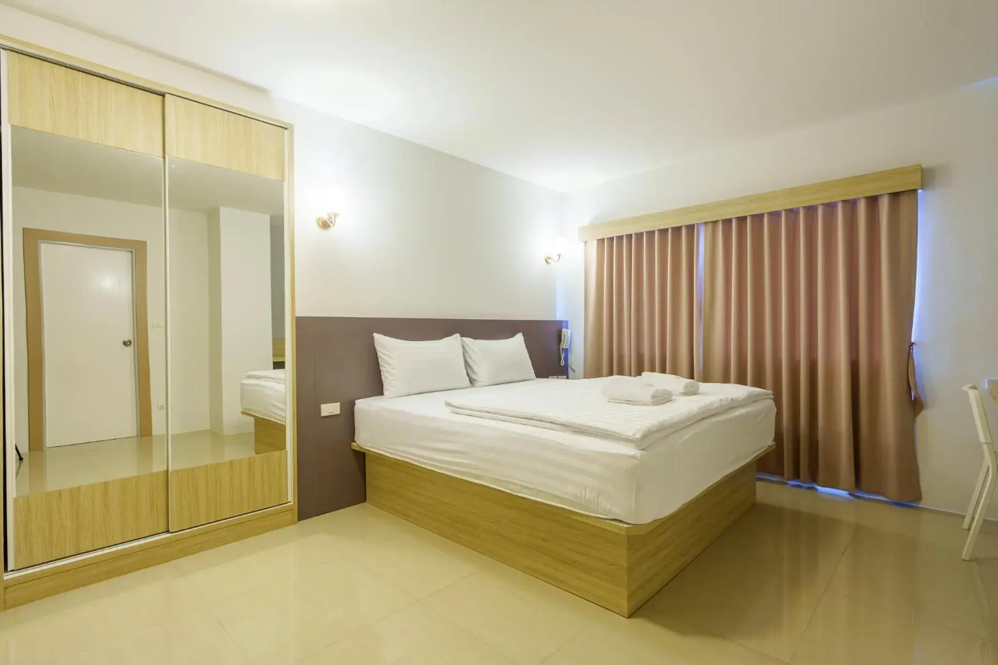 Bed in Prom Ratchada Hotel Bed in Prom Ratchada Hotel