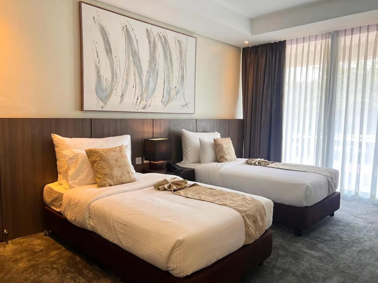 Bed in The Oriental Hotel Legazpi