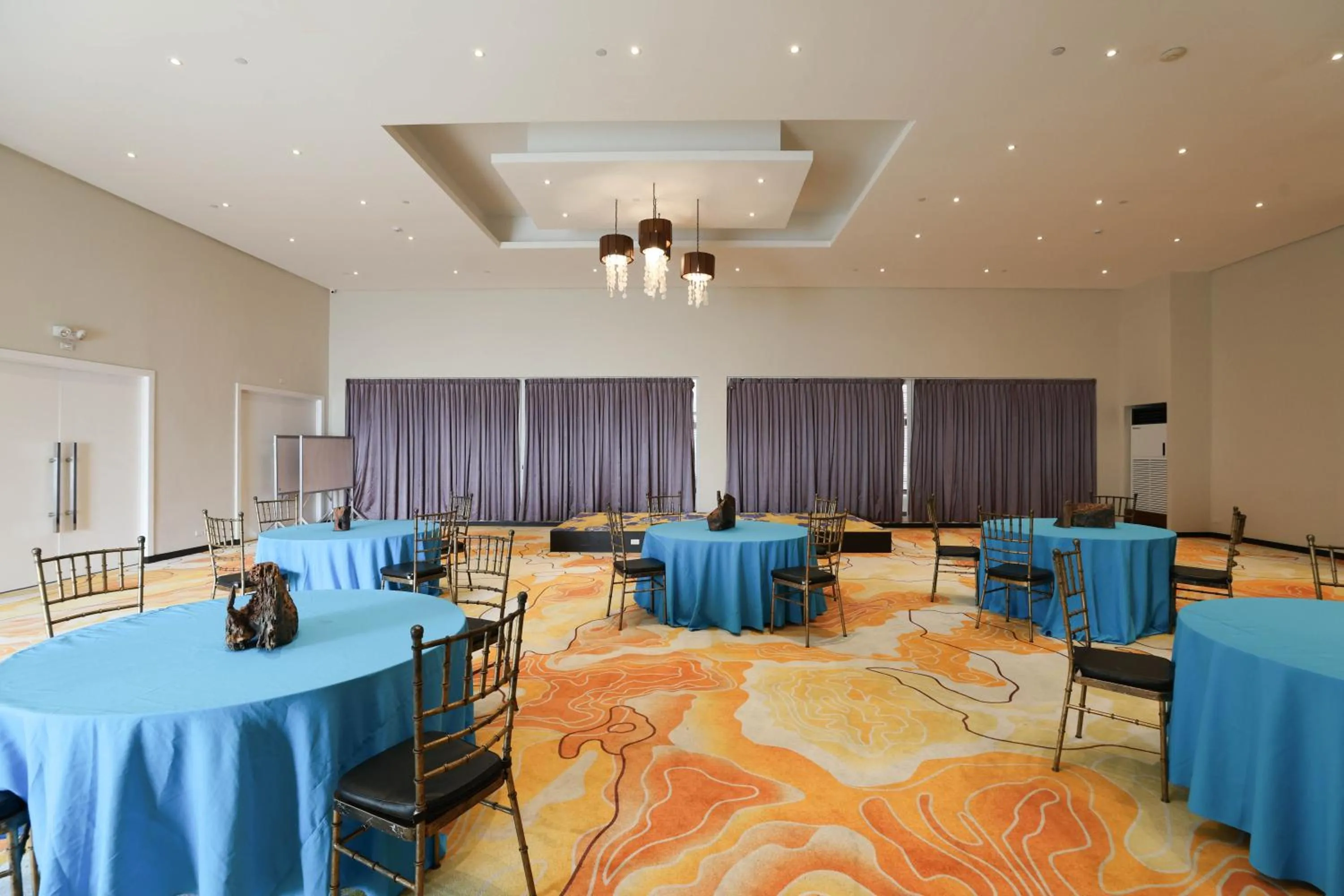 The Oriental Hotel Legazpi