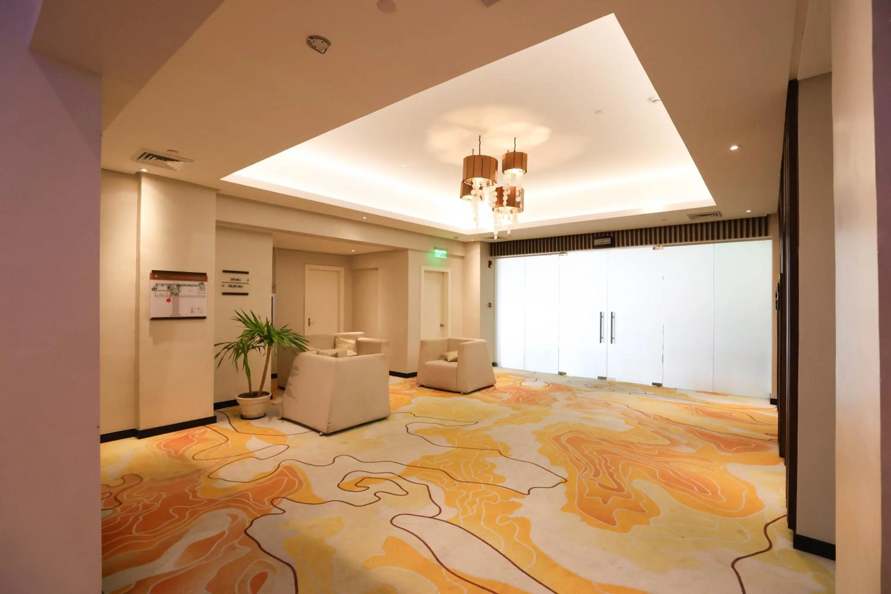 Bed in The Oriental Hotel Legazpi