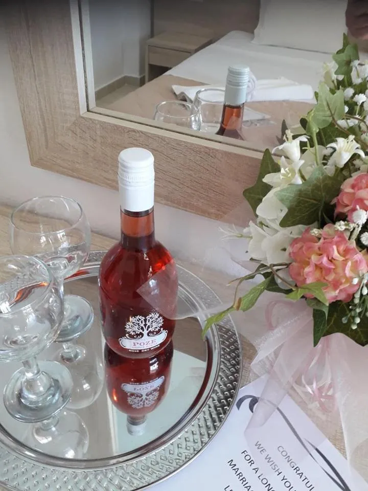 Drinks in Lefkimi Hotel