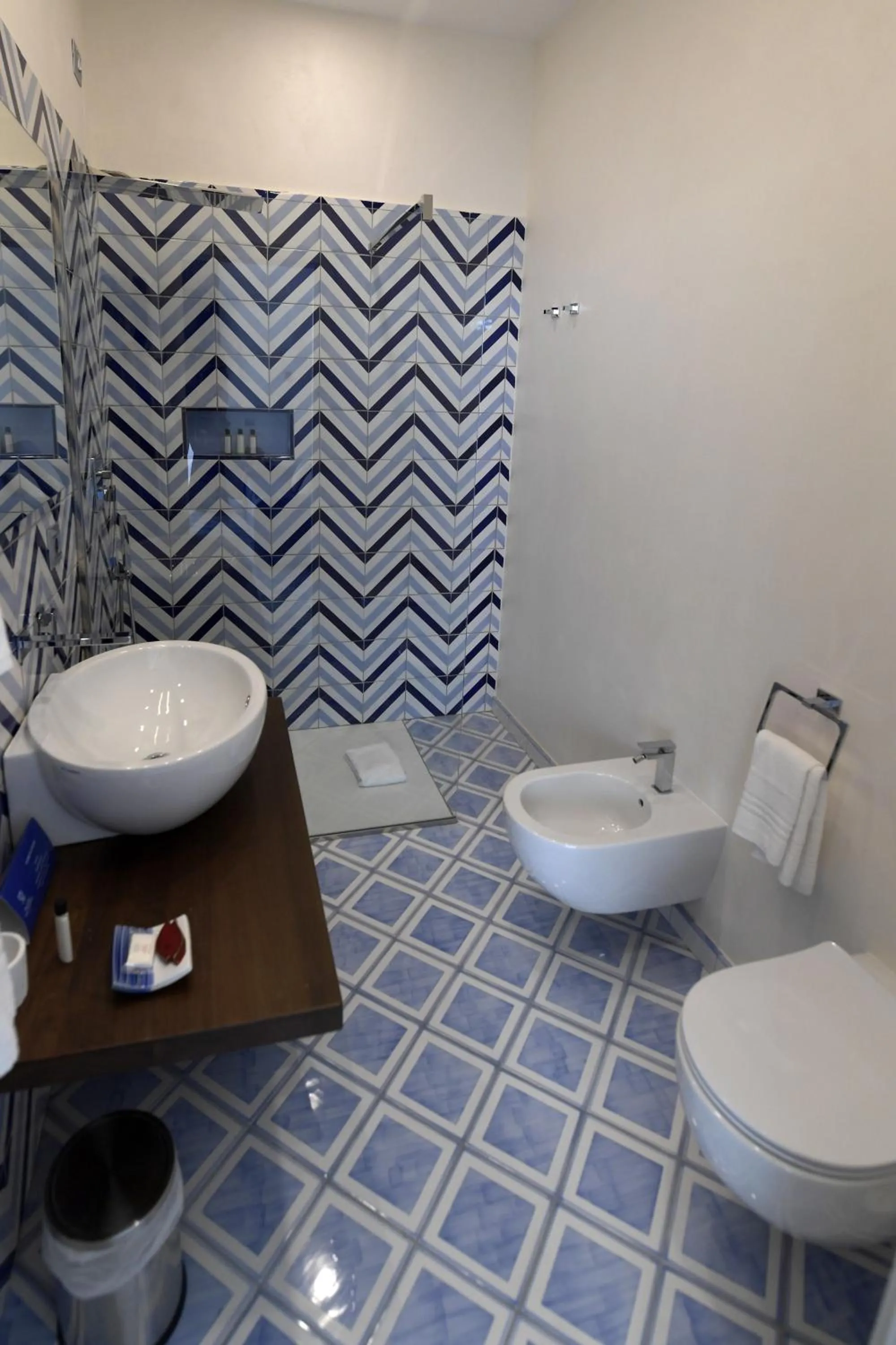Toilet in Palazzo San Giovanni Amalfi Coast