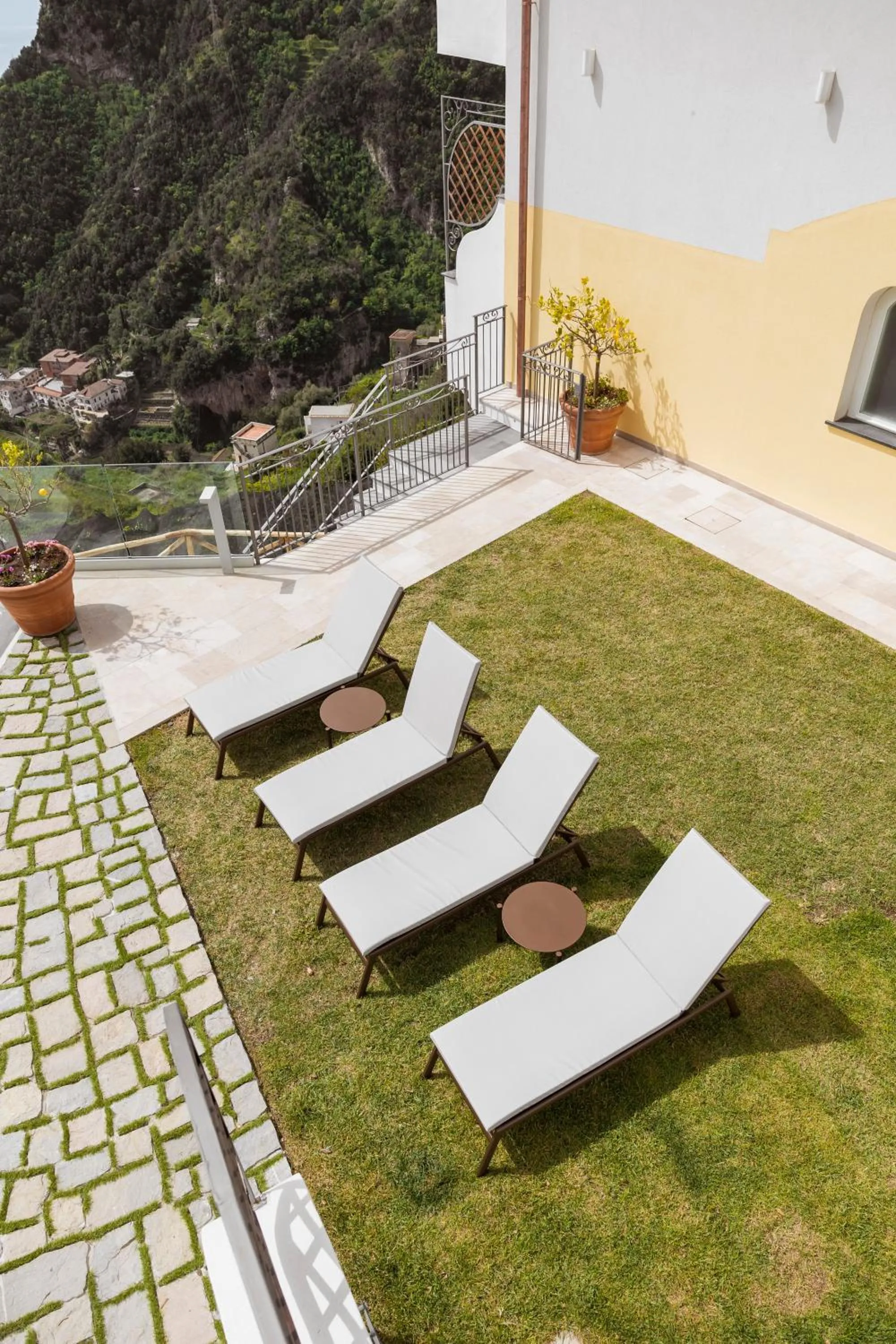 Garden in Palazzo San Giovanni Amalfi Coast