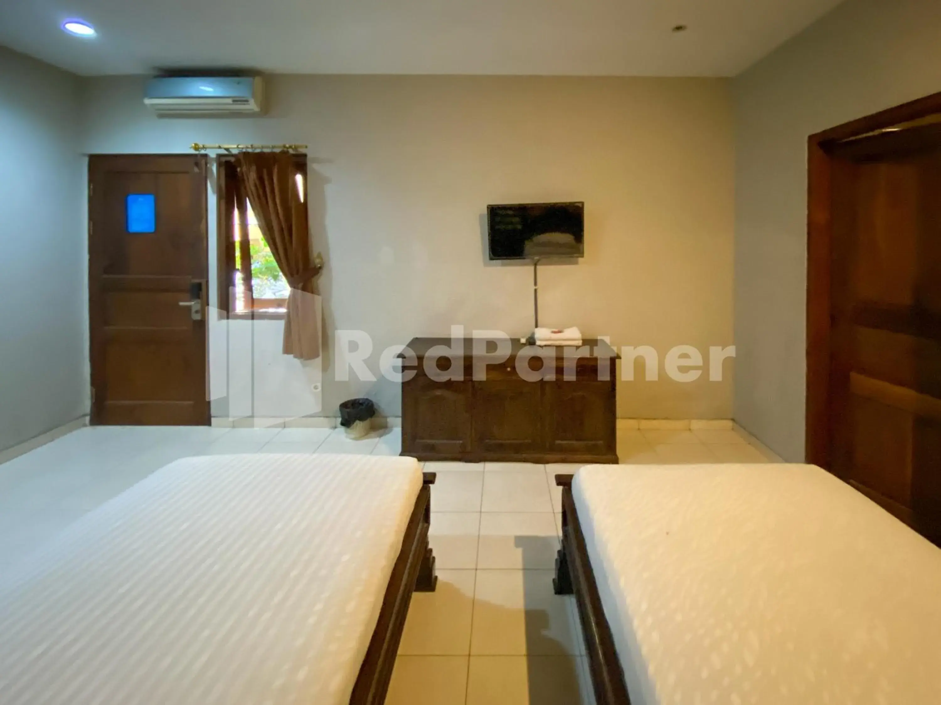 Bed in Istana Griya 2 Hotel Solo RedPartner Bed in Istana Griya 2 Hotel Solo RedPartner