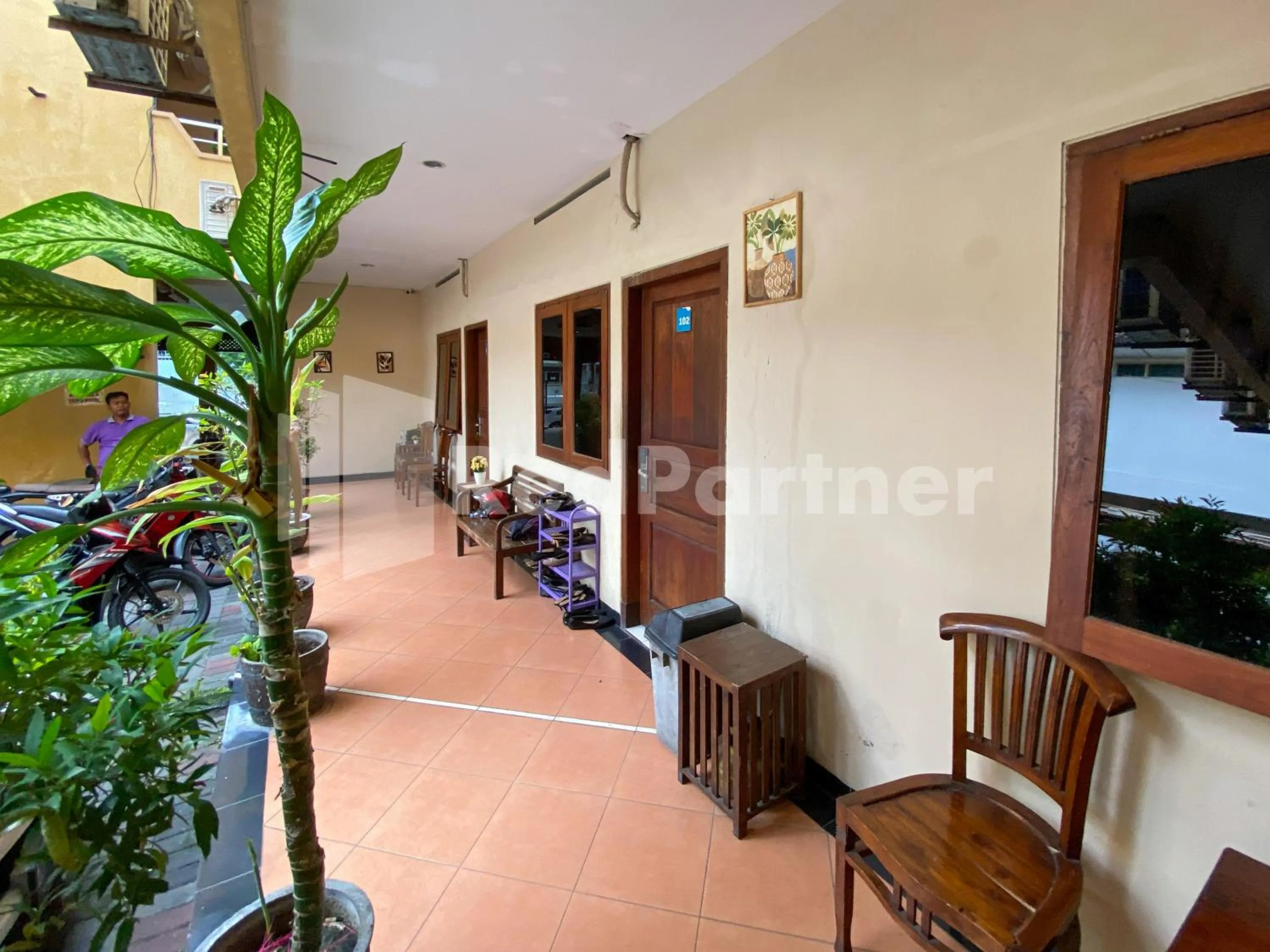 Property building in Istana Griya 2 Hotel Solo RedPartner