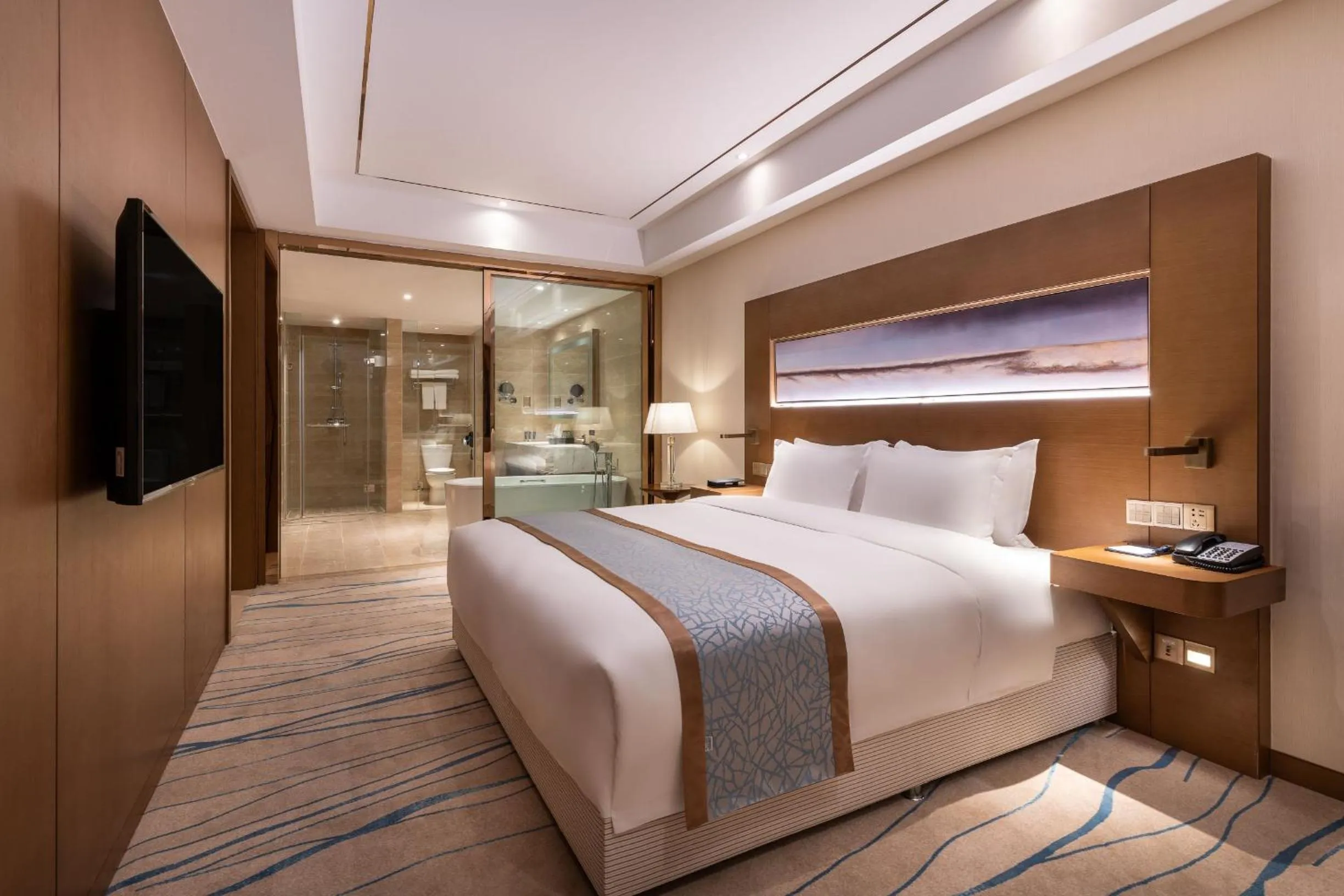 Bedroom, Bed in Novotel Qingdao New Hope