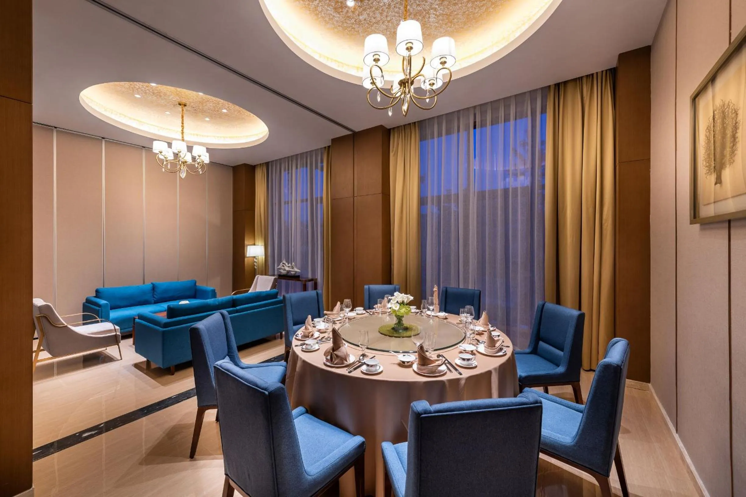 Restaurant/places to eat in Novotel Qingdao New Hope