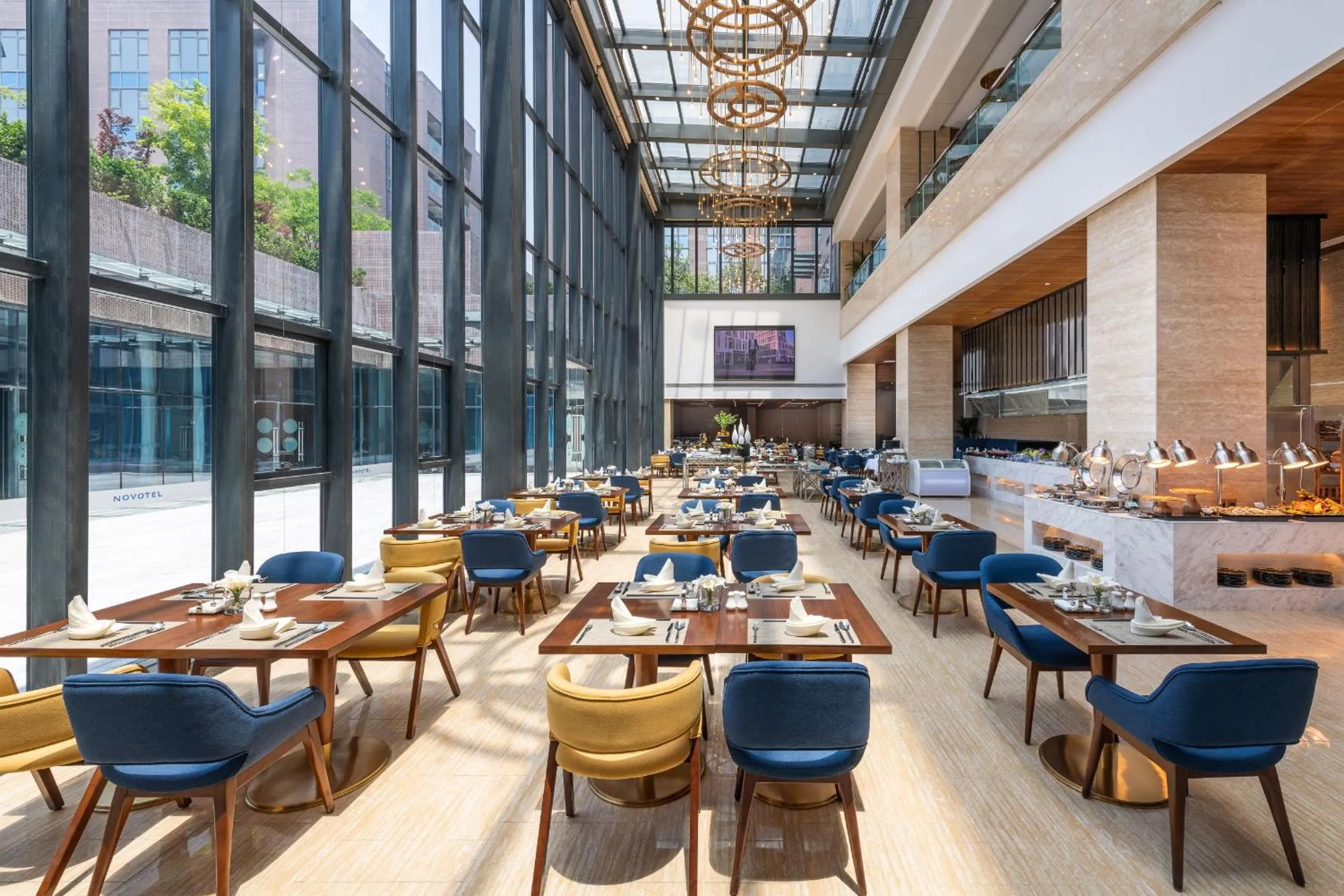 Breakfast in Novotel Qingdao New Hope