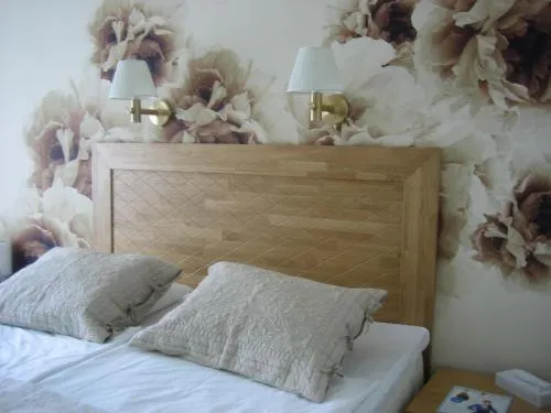 Bed, Seating Area in Hotel Rivoli Jardin