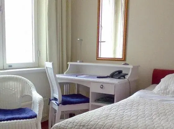 Seating area, Bed in Hotel Rivoli Jardin