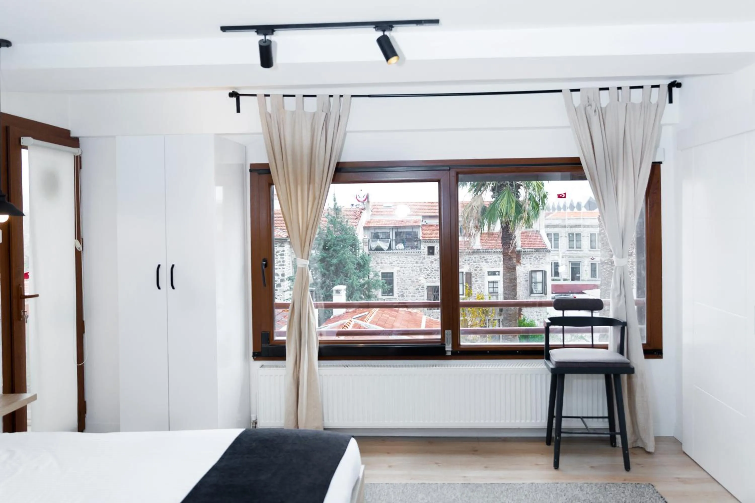 View (from property/room), Bed in Ada Apart Otel